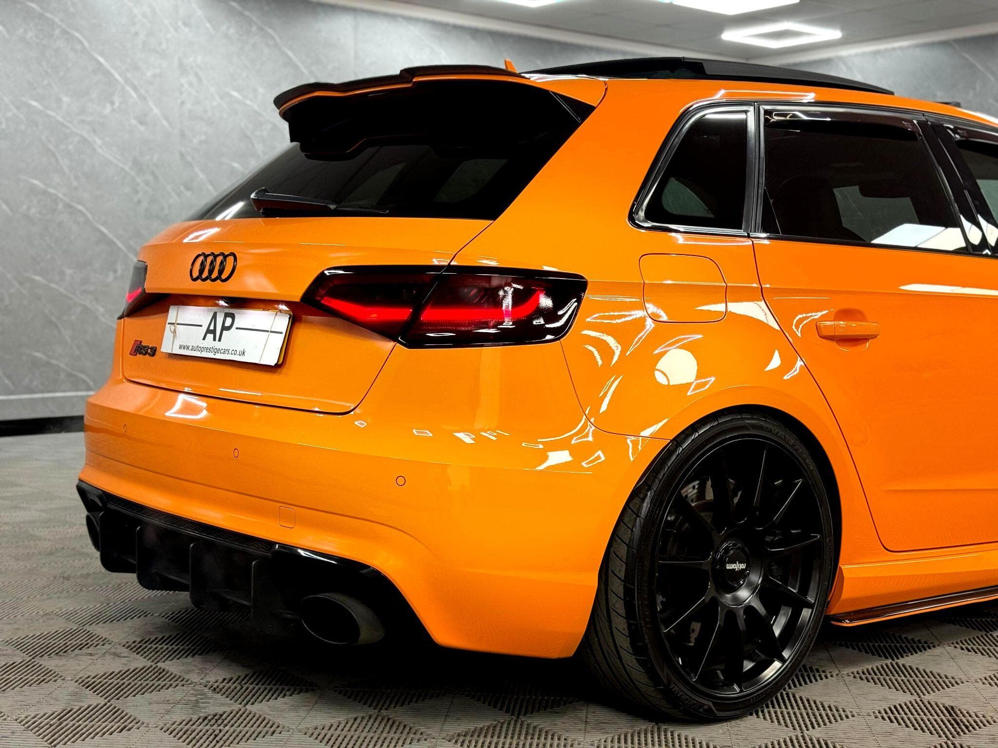 2015 Audi RS3 - Thumbnail 28