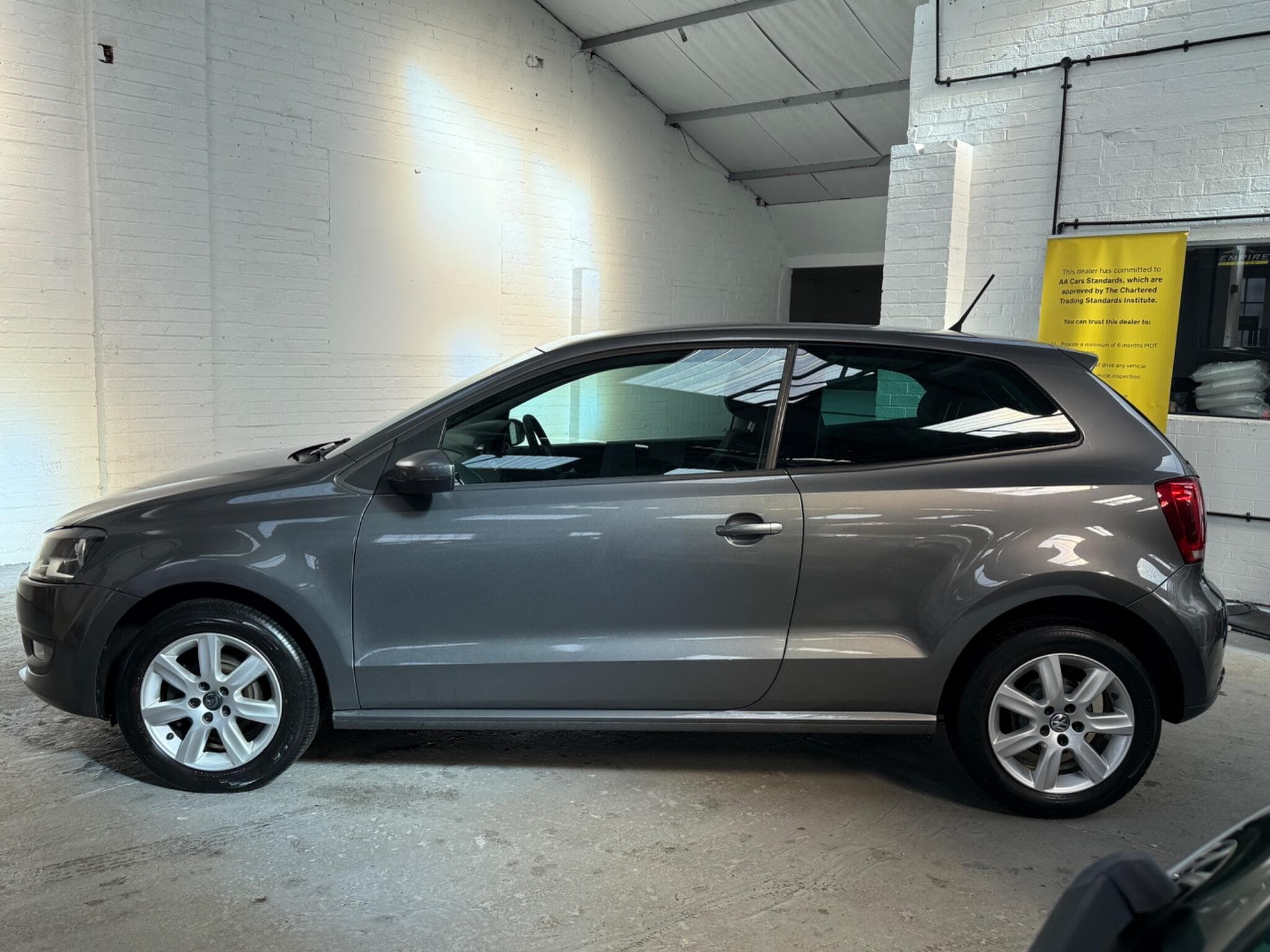 2013 Volkswagen Polo - Thumbnail 6