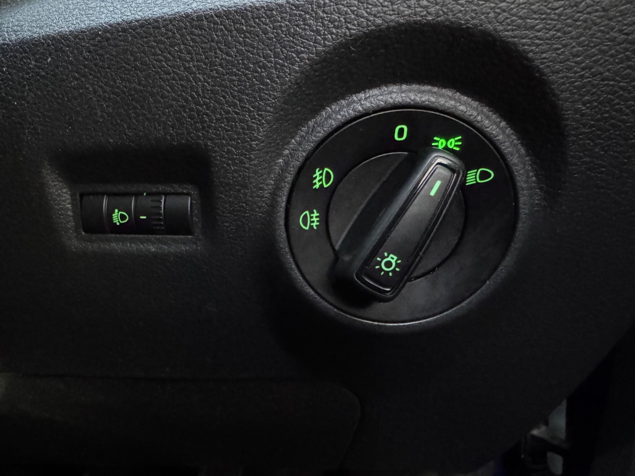 2018 Skoda Fabia - Thumbnail 24