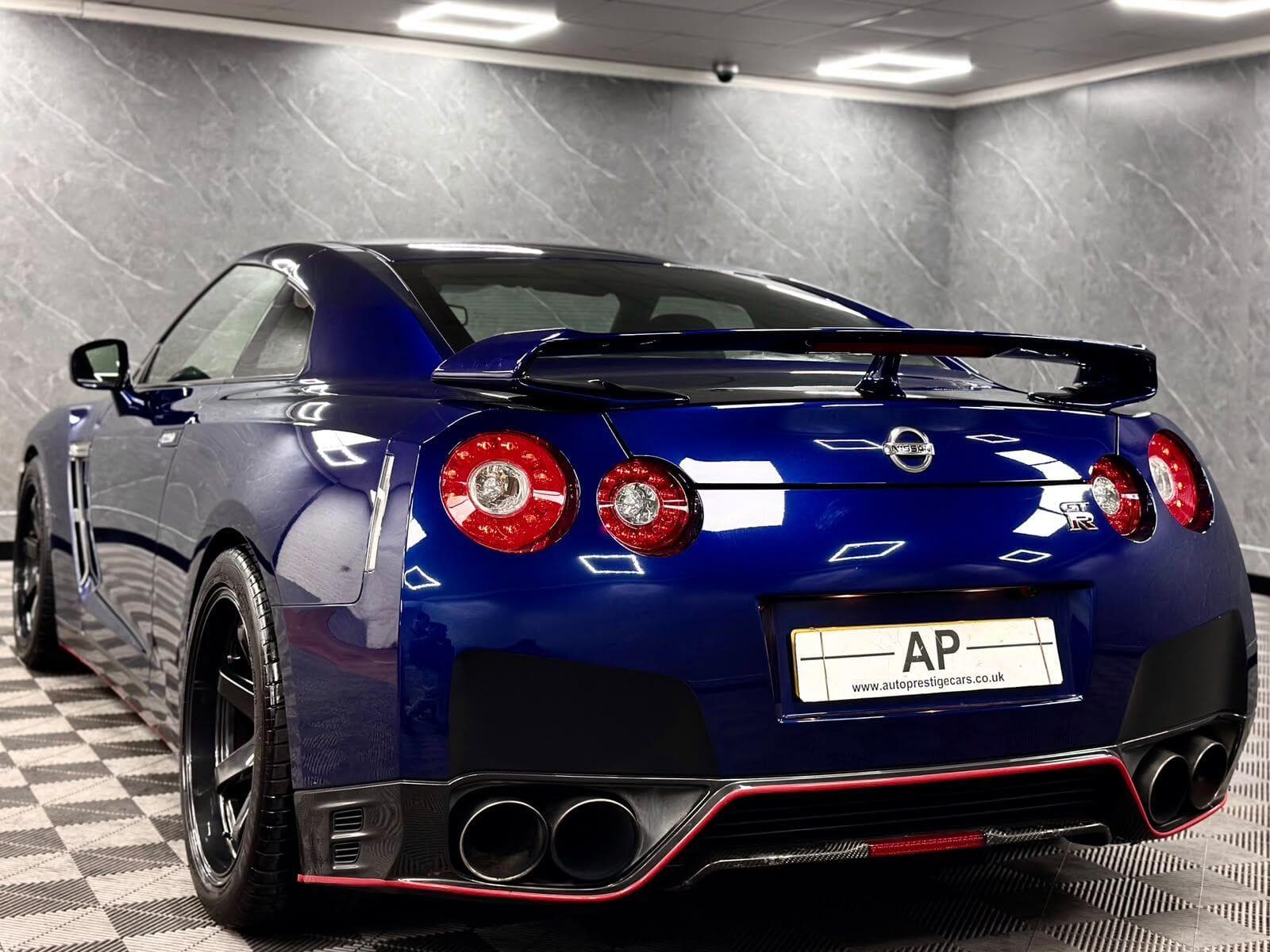 2012 Nissan GT-R - Thumbnail 44