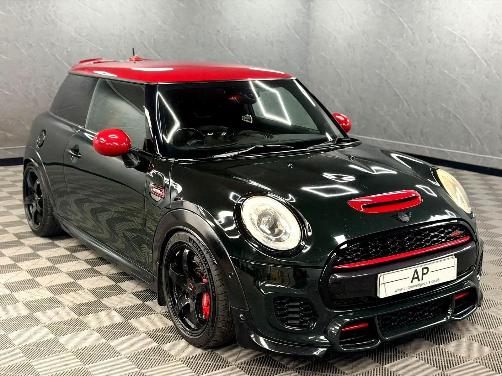 2015 MINI Hatch - Thumbnail 29