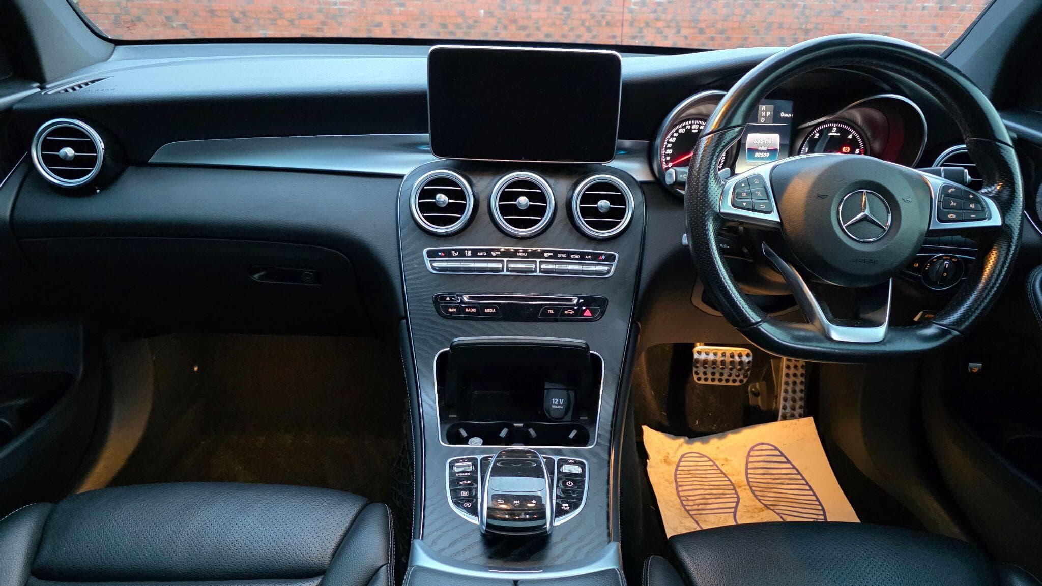 2018 Mercedes-Benz GLC - Thumbnail 9