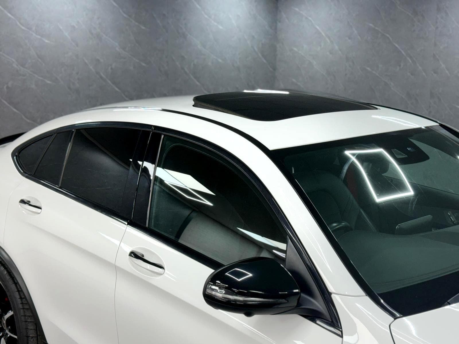 2018 Mercedes-Benz GLC - Thumbnail 33