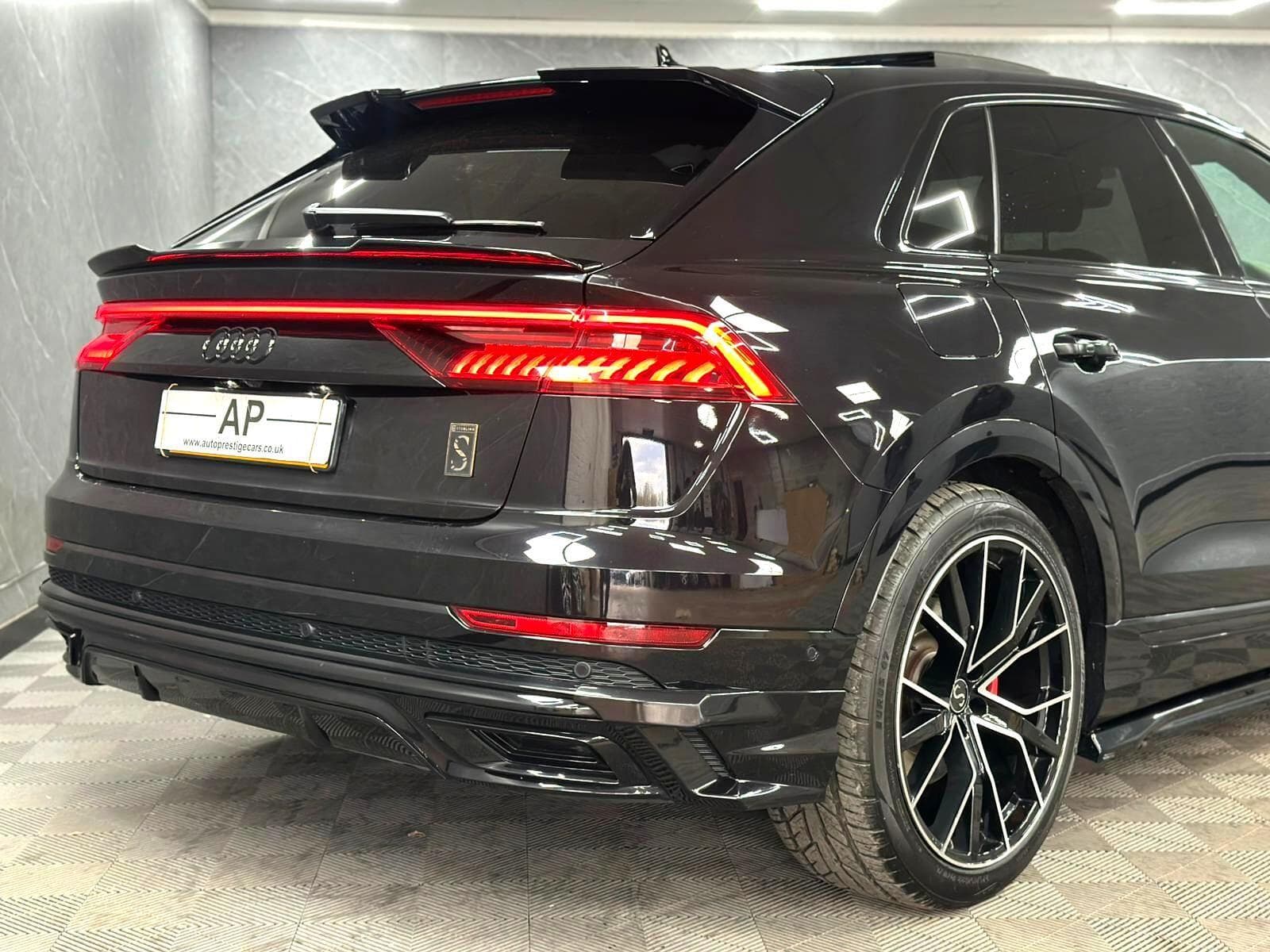 2019 Audi Q8 - Thumbnail 43