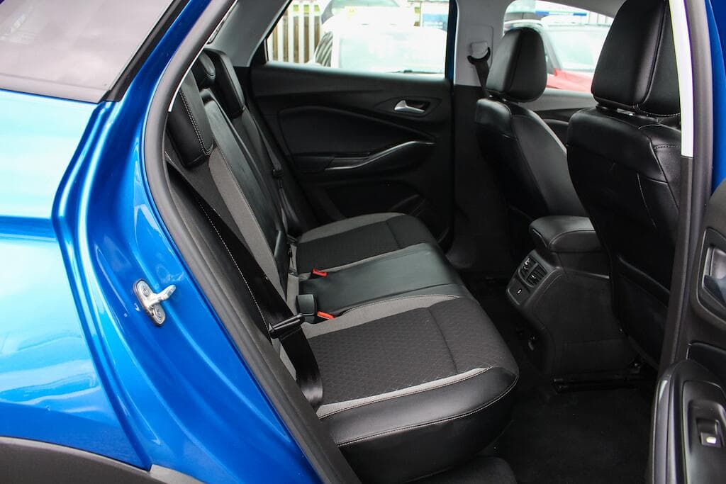 2019 Vauxhall Grandland X - Thumbnail 32