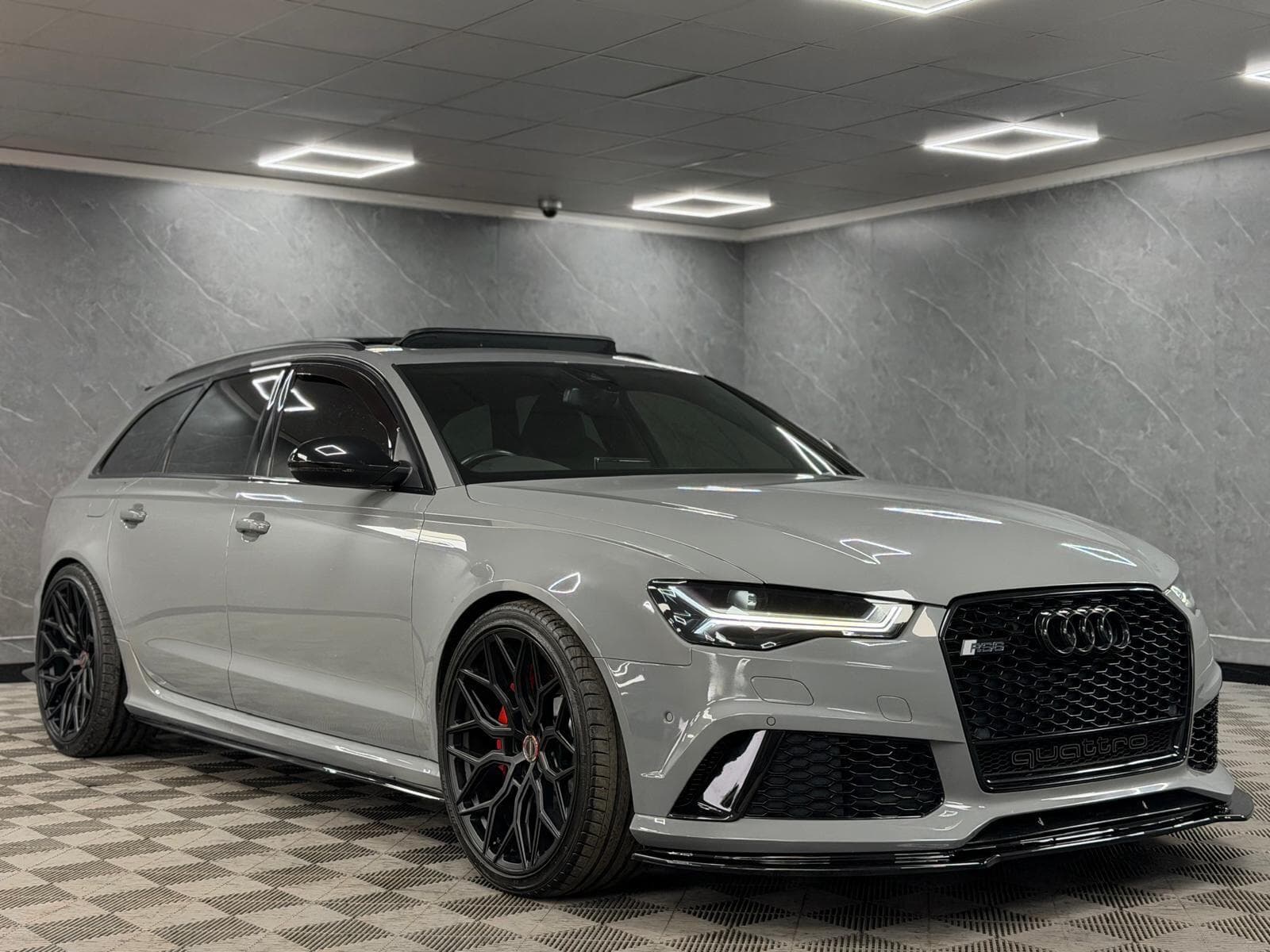 2016 Audi RS6 Avant - Thumbnail 50