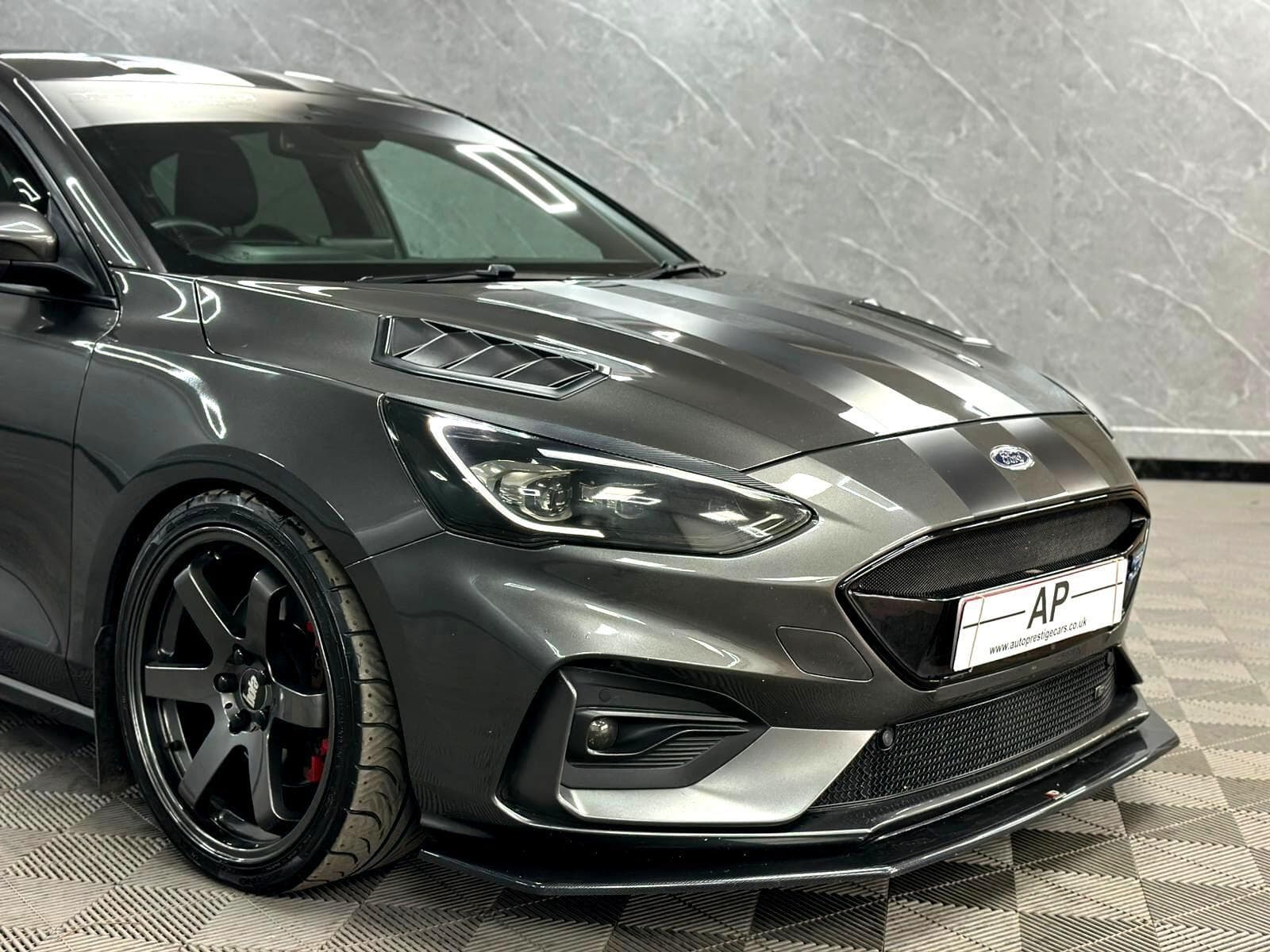 2020 Ford Focus - Thumbnail 8