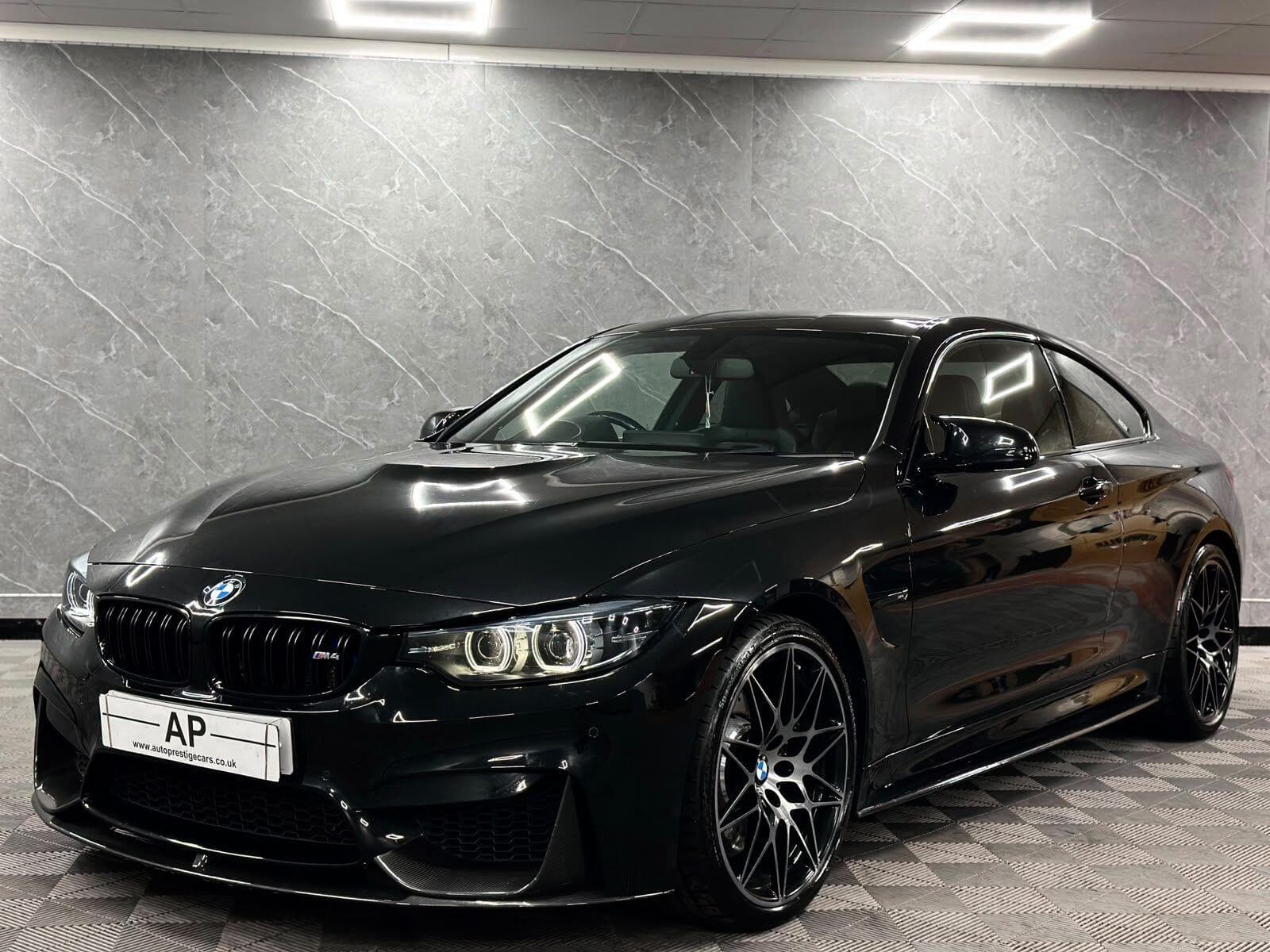 2017 BMW M4 - Thumbnail 21