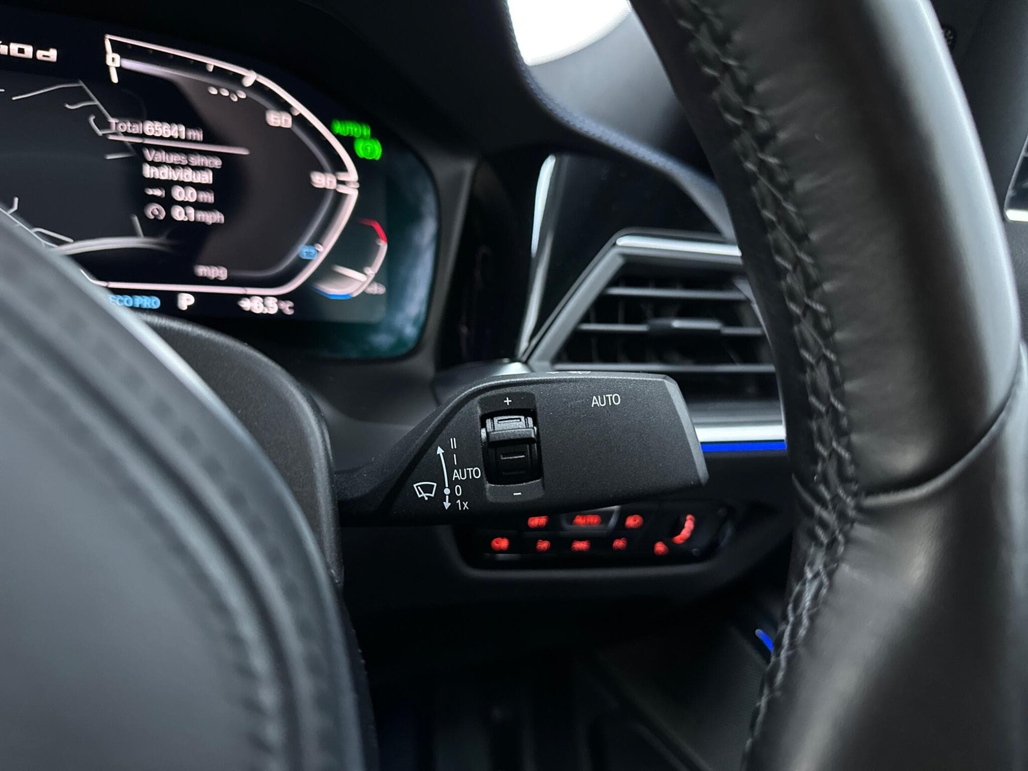 2021 BMW 3 Series - Thumbnail 37