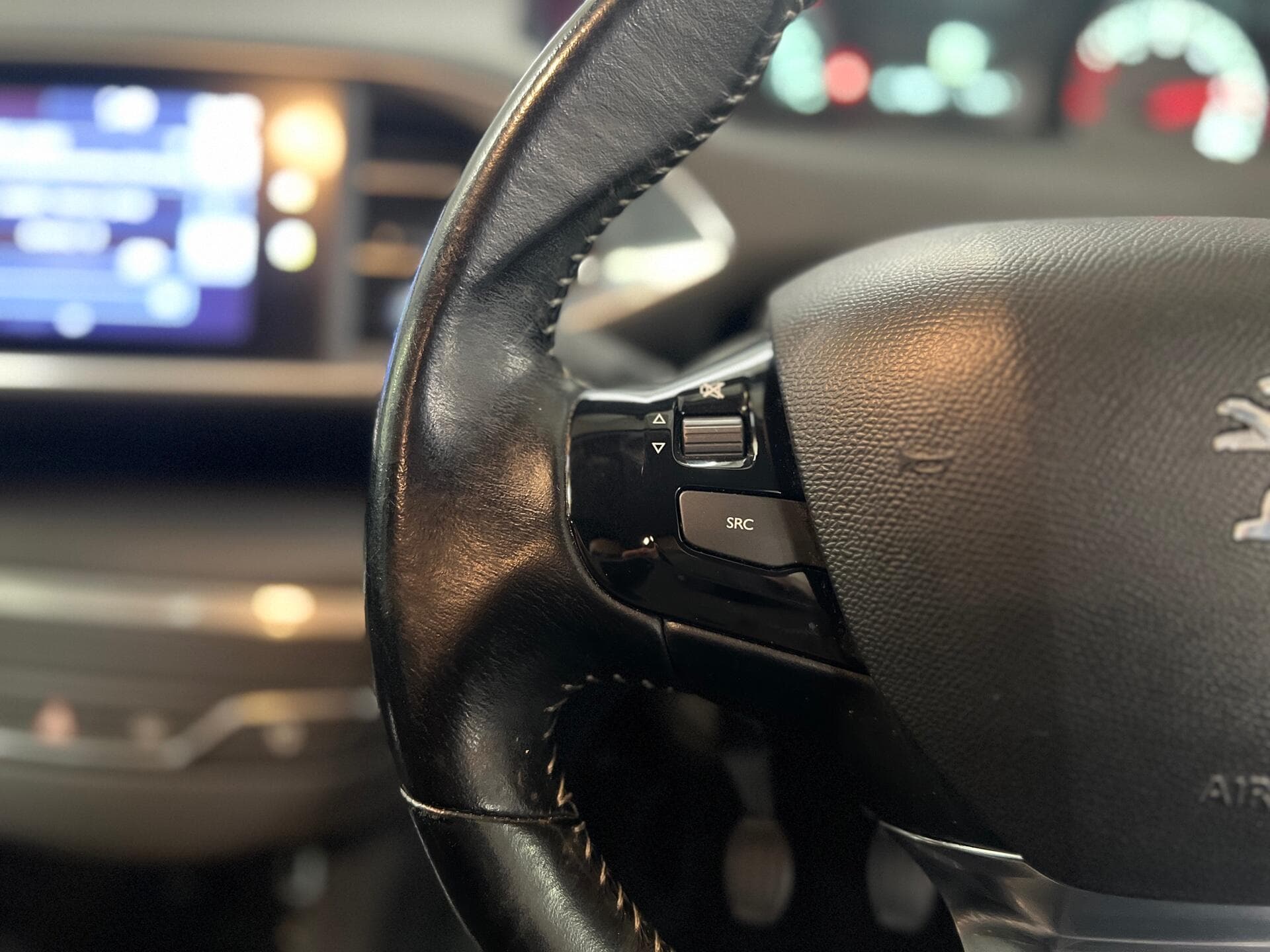 2017 Peugeot 308 SW - Thumbnail 31