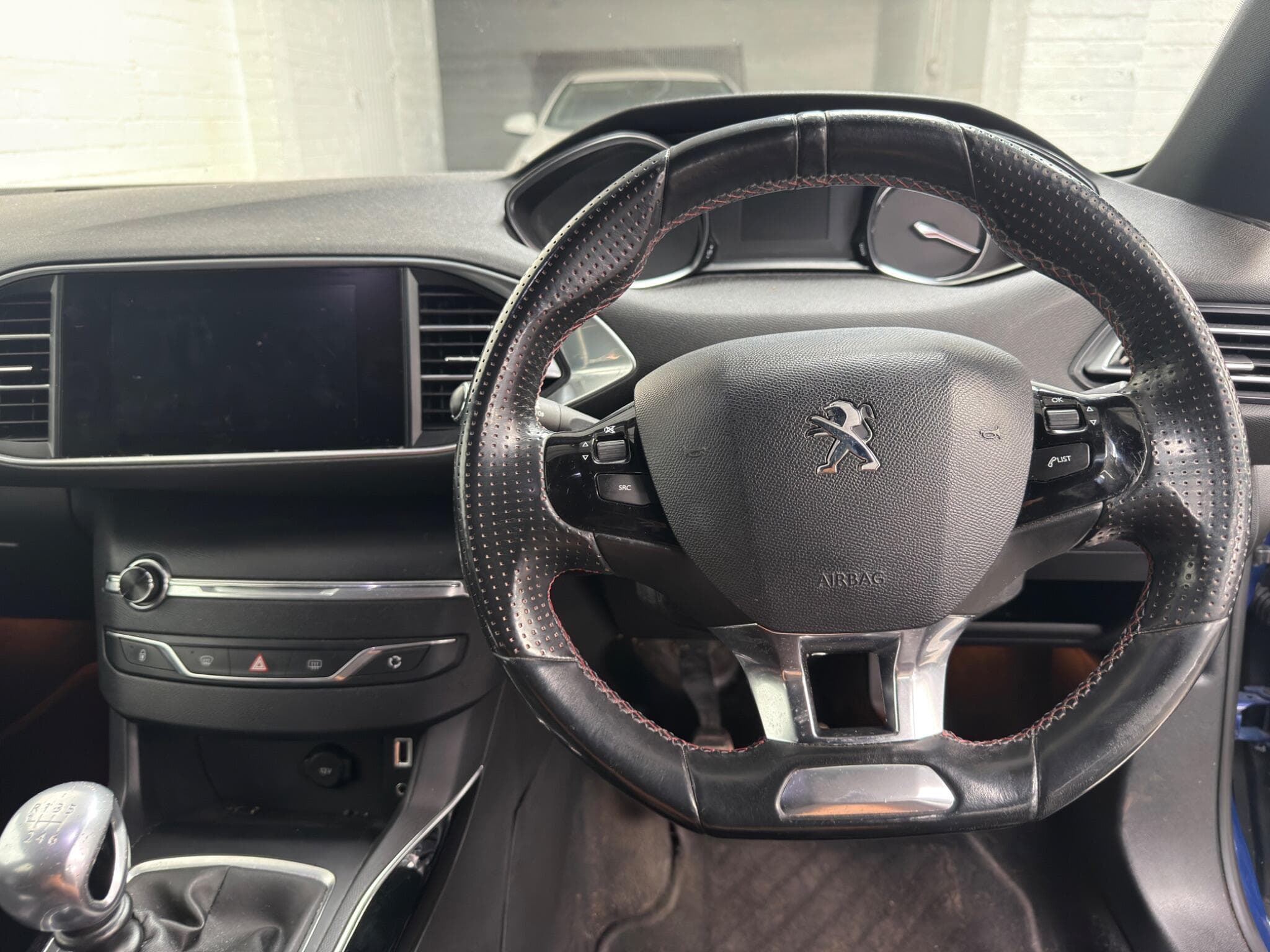 2015 Peugeot 308 - Thumbnail 21