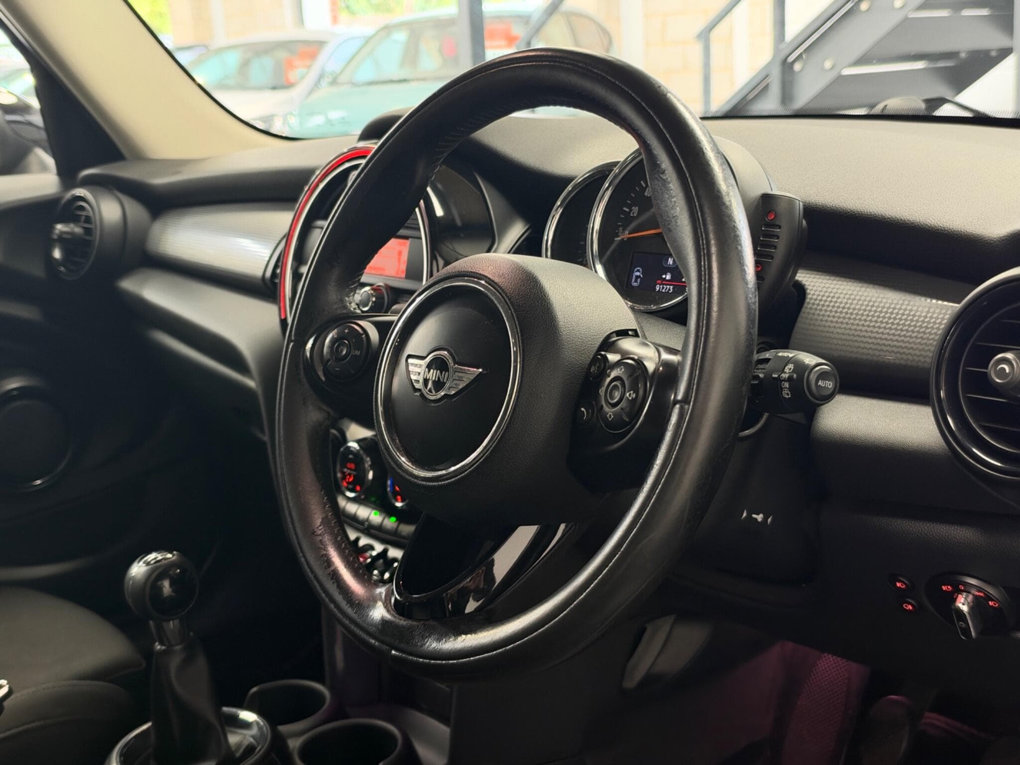 2016 MINI Hatch - Thumbnail 33
