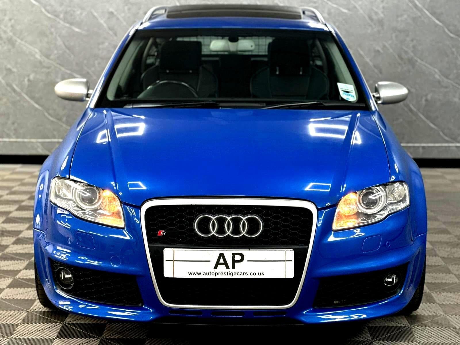 2007 Audi RS4 Avant - Thumbnail 2
