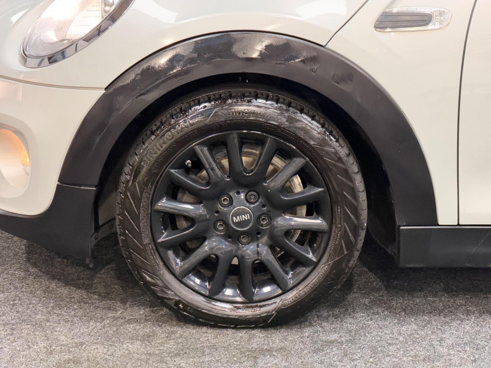 2015 MINI Hatch - Thumbnail 31