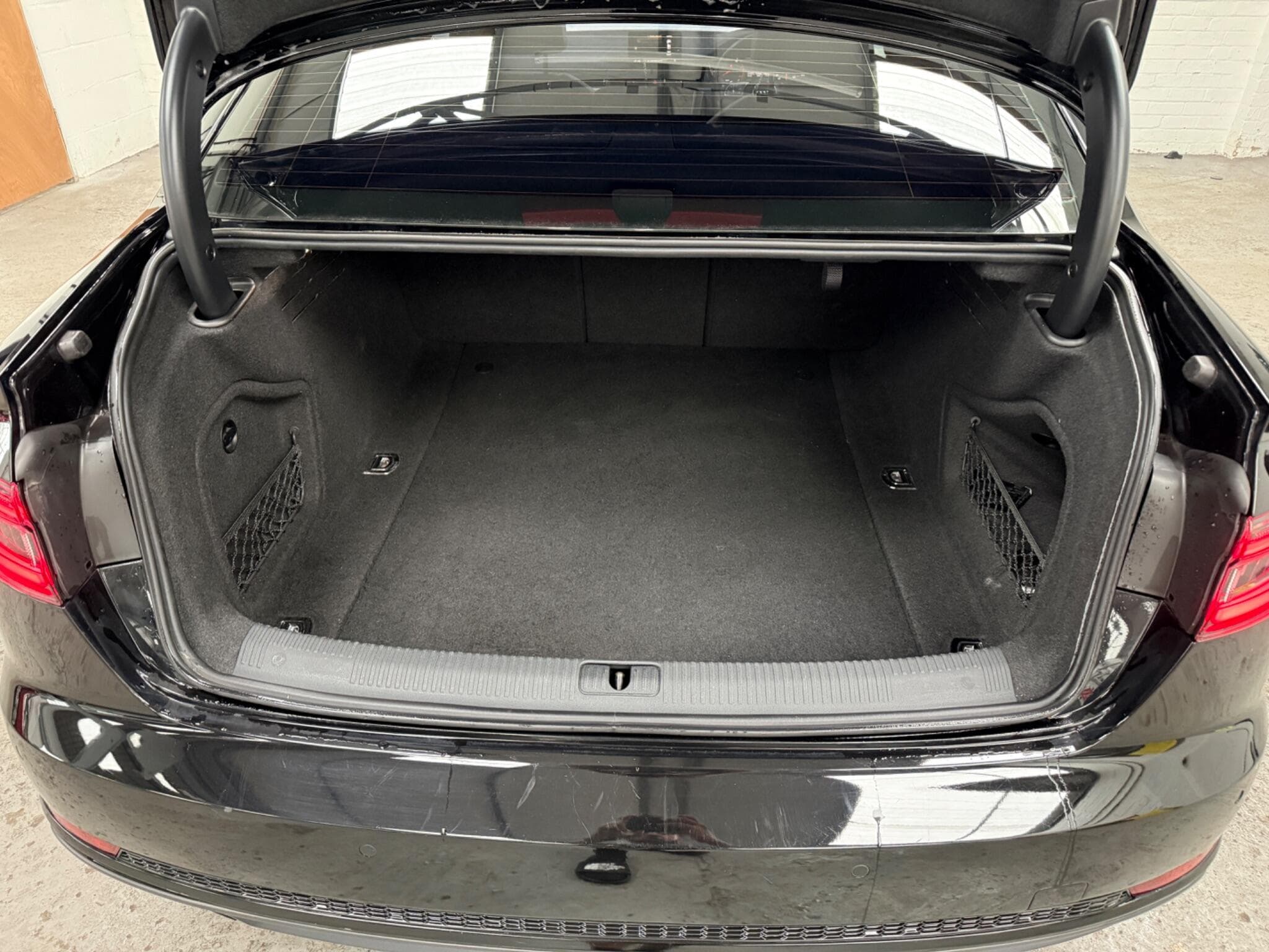 2017 Audi A4 - Thumbnail 25