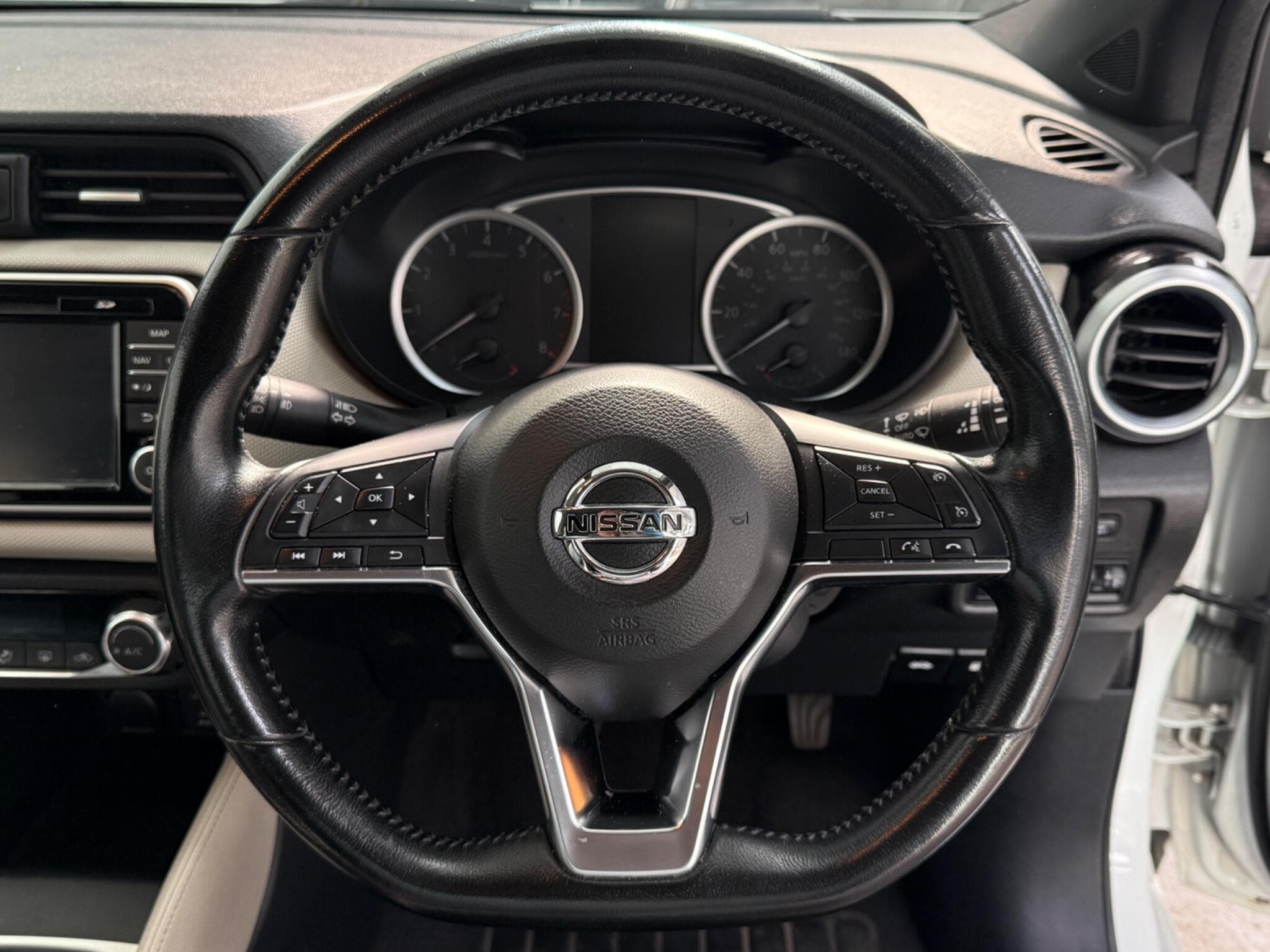 2017 Nissan Micra - Thumbnail 18