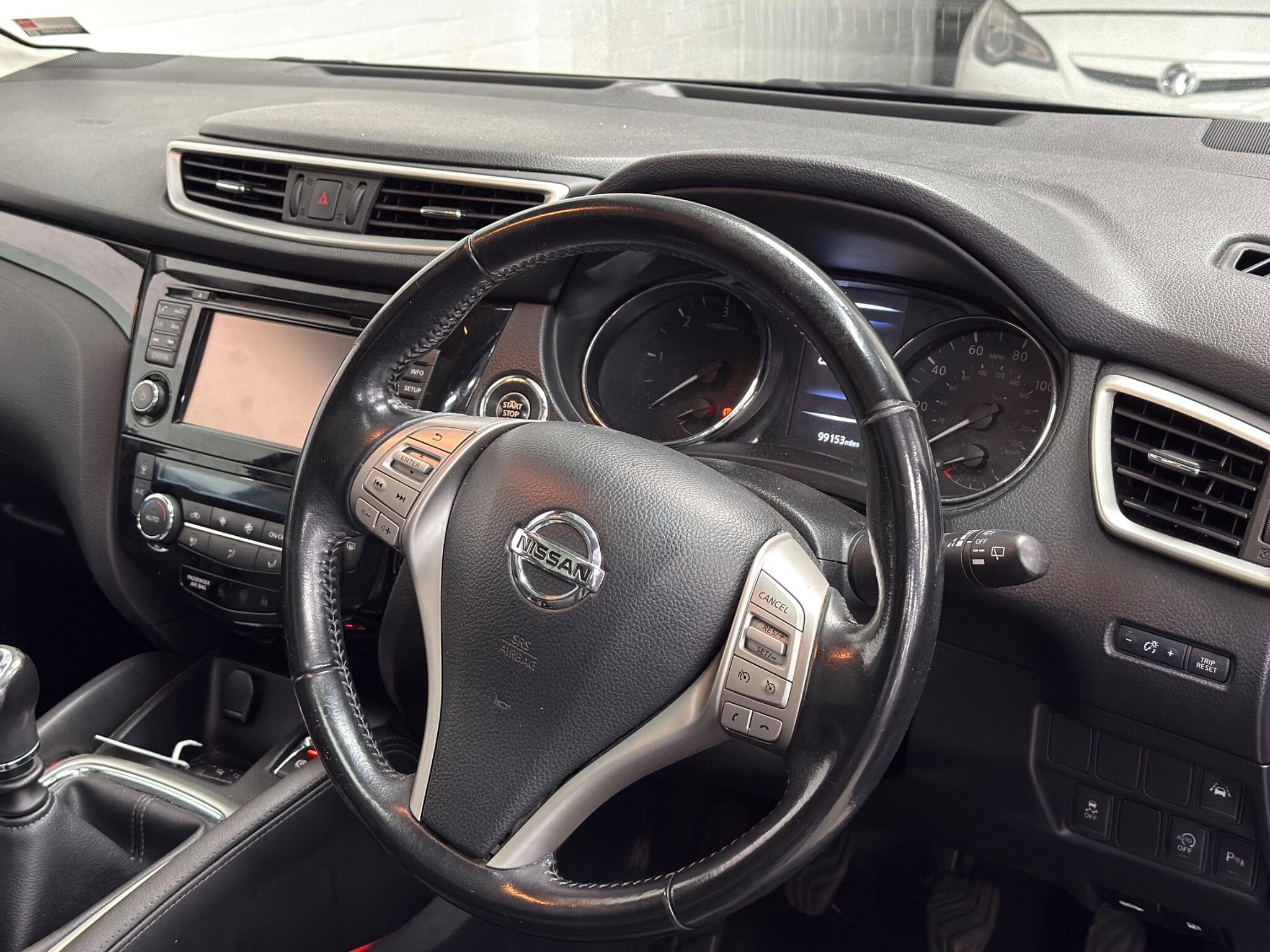 2016 Nissan Qashqai - Thumbnail 14