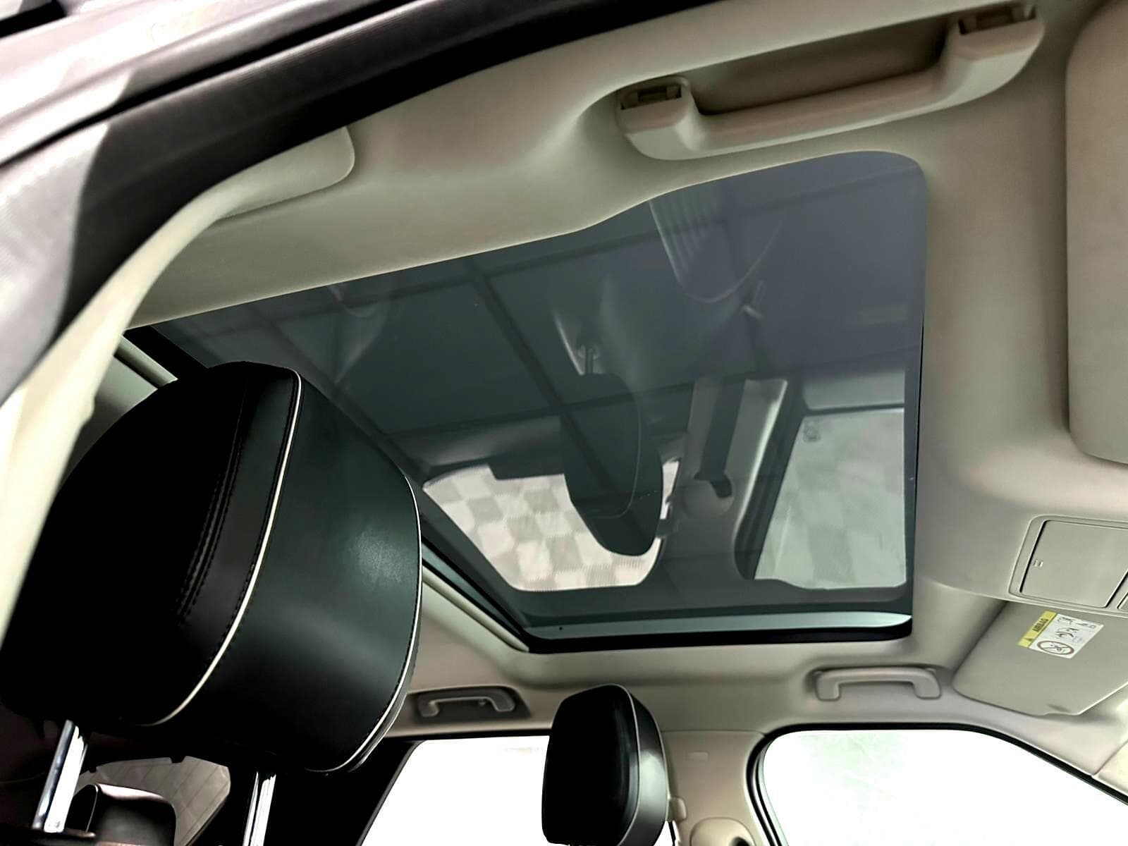 2017 Land Rover Discovery - Thumbnail 44