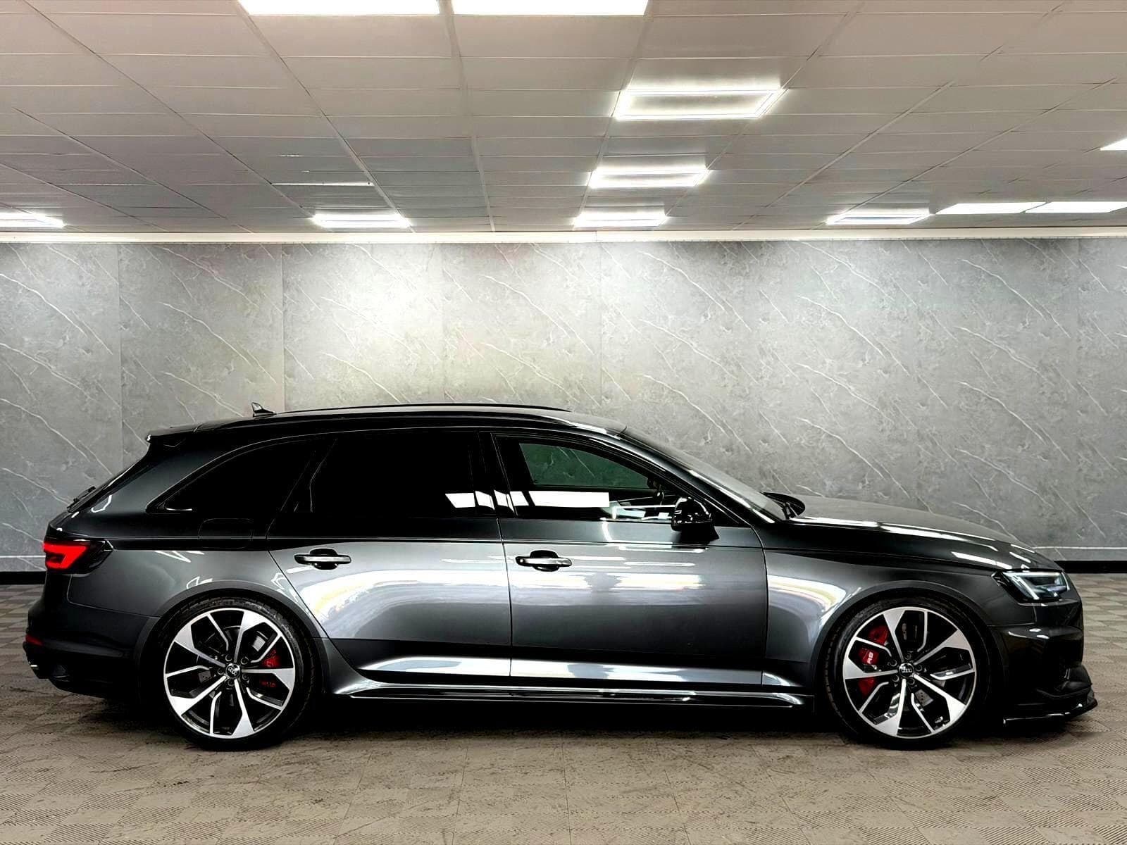 2018 Audi RS4 Avant - Thumbnail 31