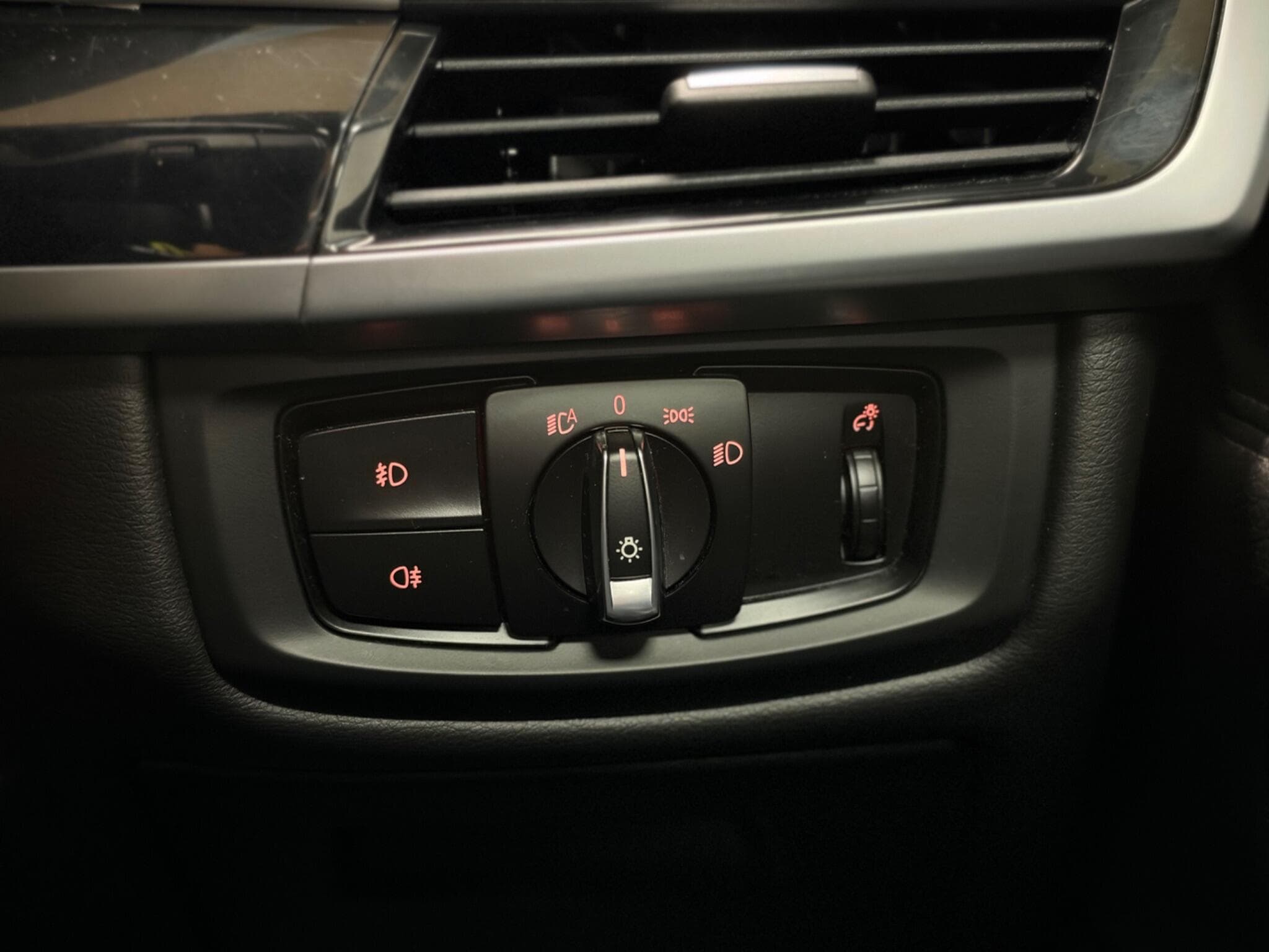 2017 BMW X5 - Thumbnail 27