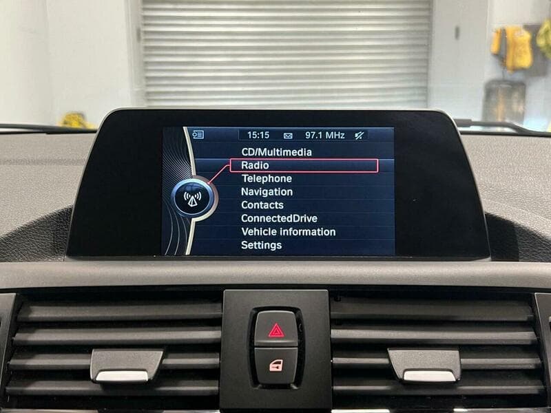 2014 BMW 1 Series - Thumbnail 36