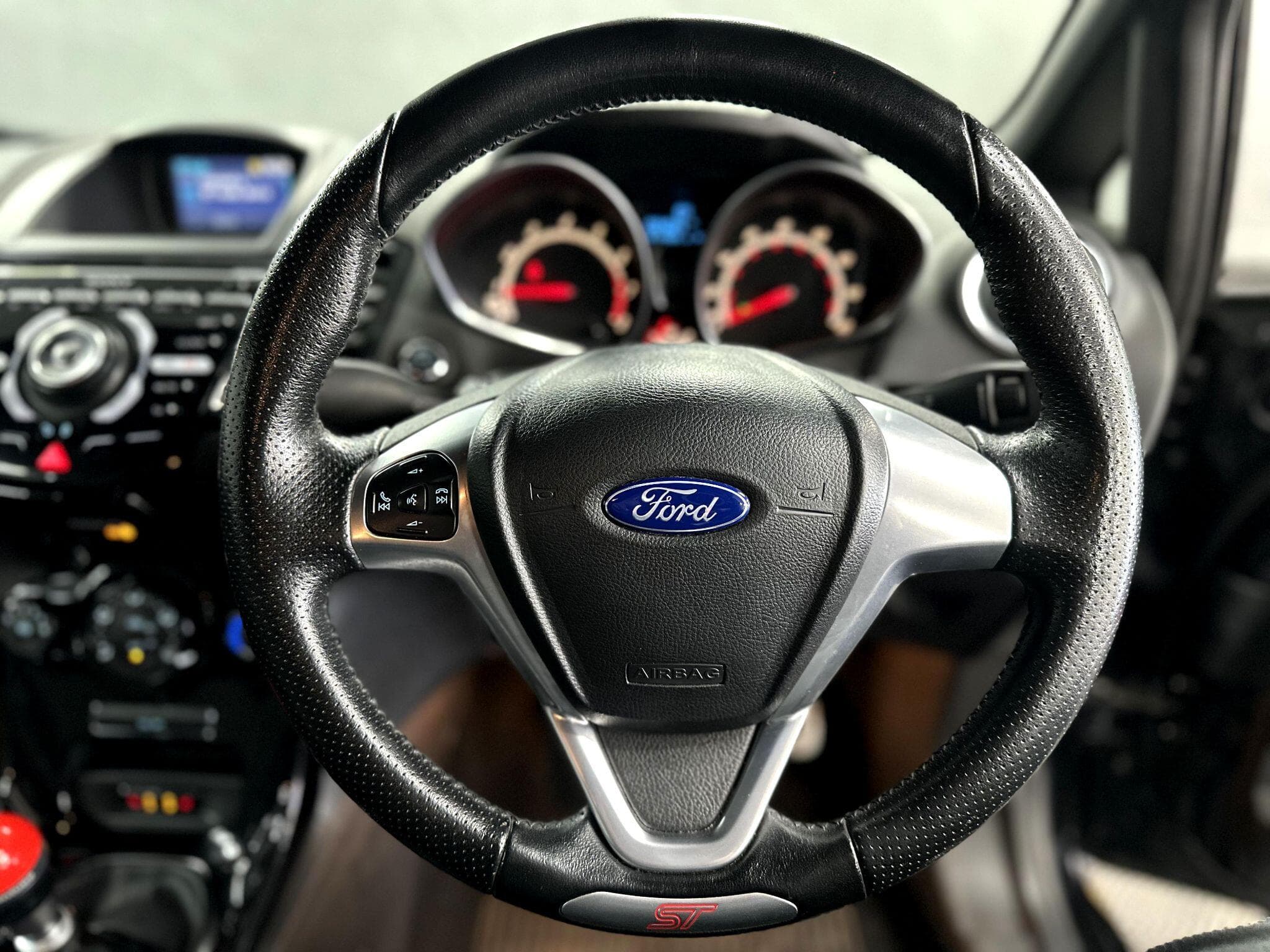 2013 Ford Fiesta - Thumbnail 20