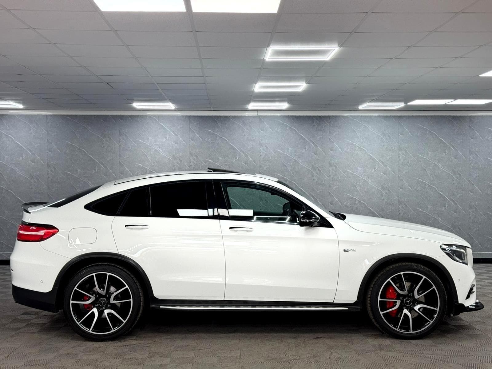 2018 Mercedes-Benz GLC - Thumbnail 31