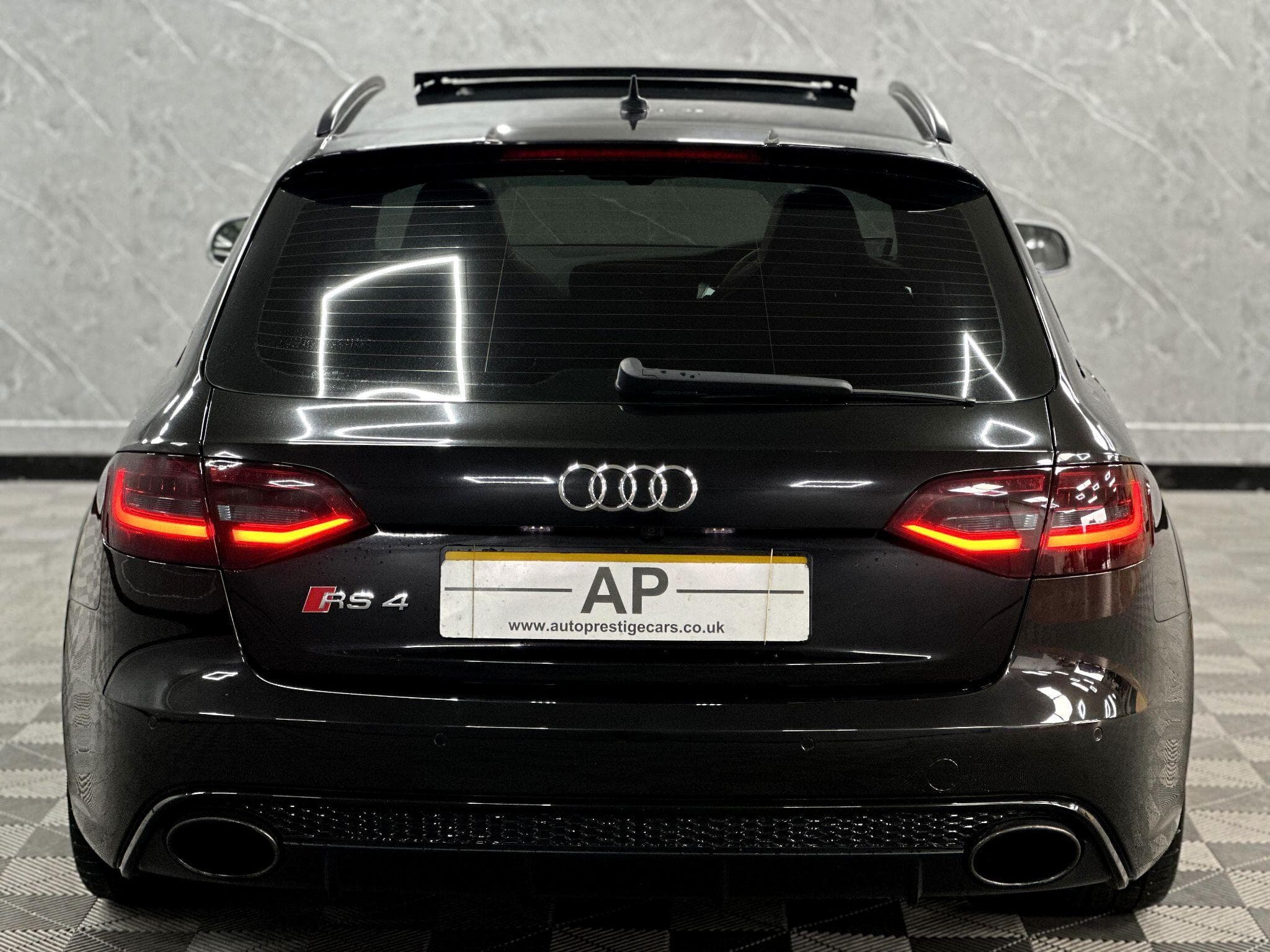 2013 Audi RS4 Avant - Thumbnail 15