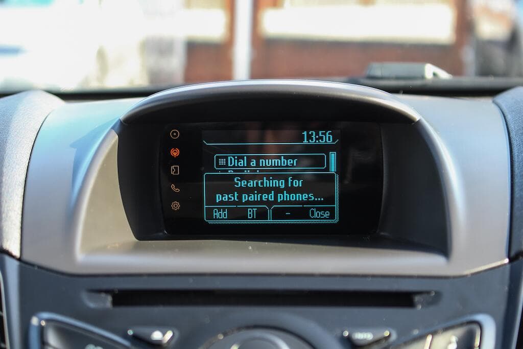 2014 Ford Fiesta - Thumbnail 32