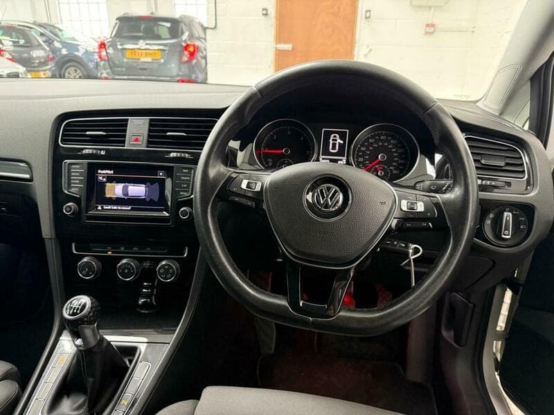 2014 Volkswagen Golf - Thumbnail 13