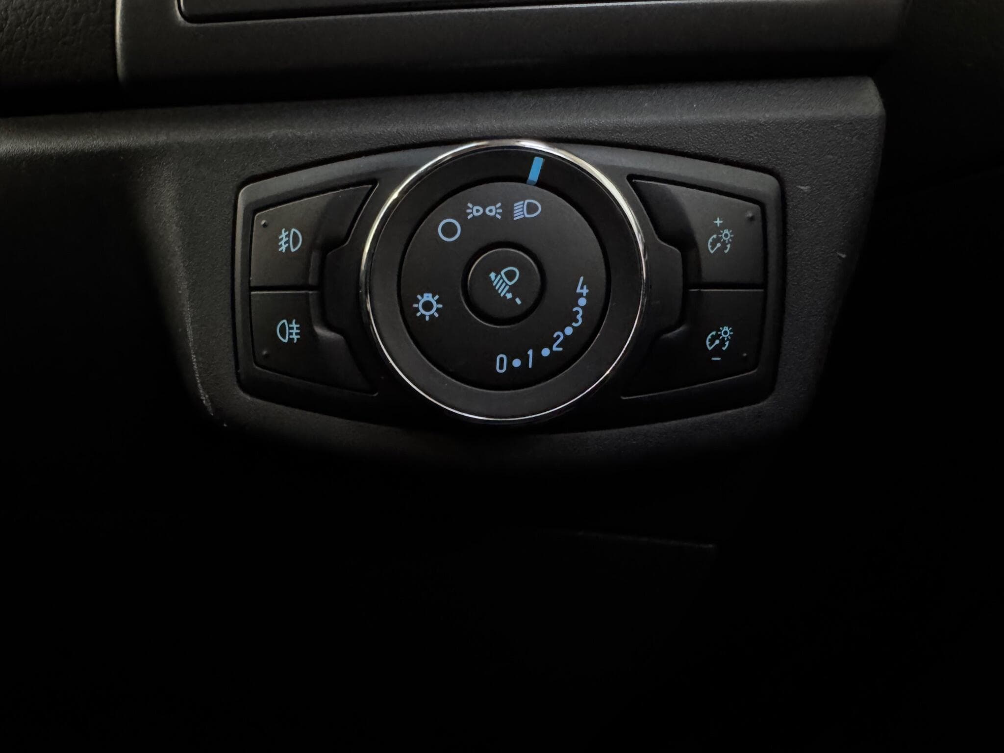 2015 Ford Mondeo - Thumbnail 20