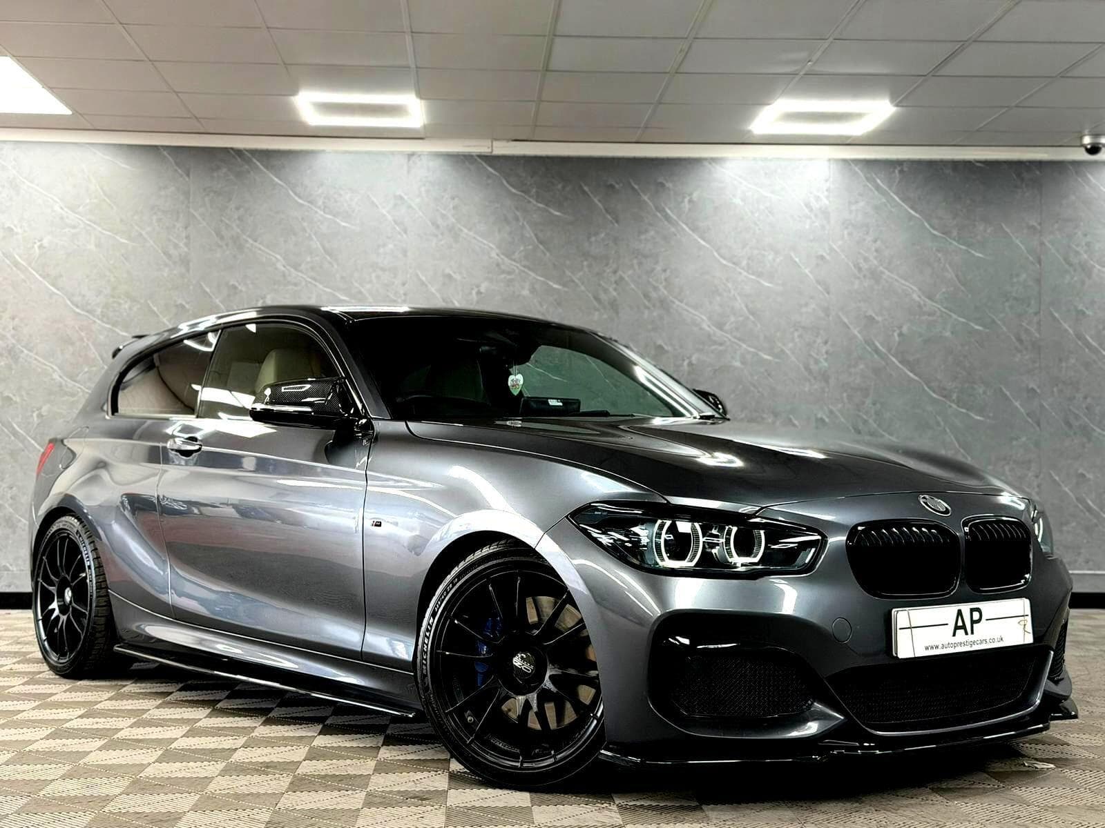 2017 BMW 1 Series - Thumbnail 4