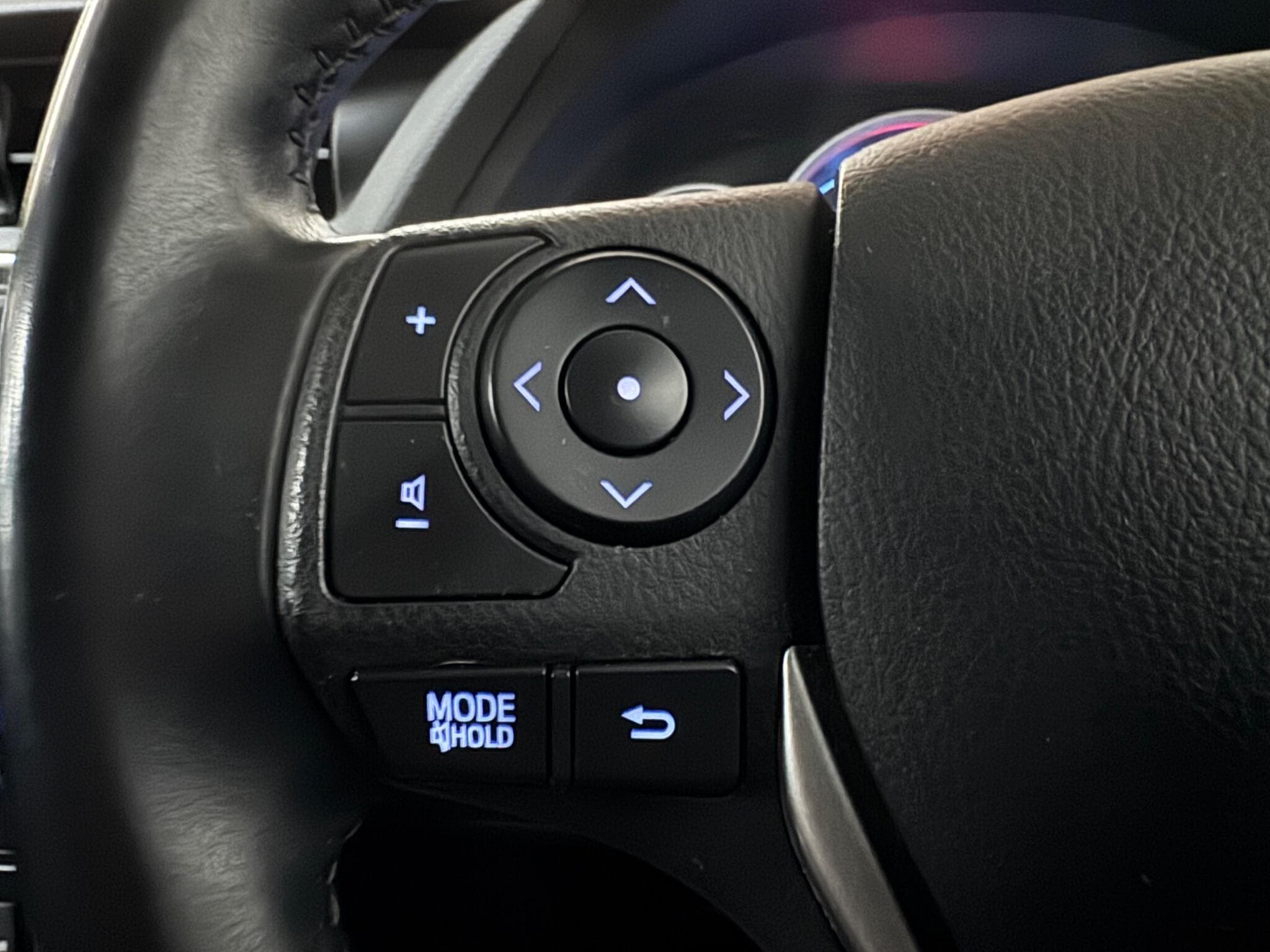 2013 Toyota Auris - Thumbnail 19