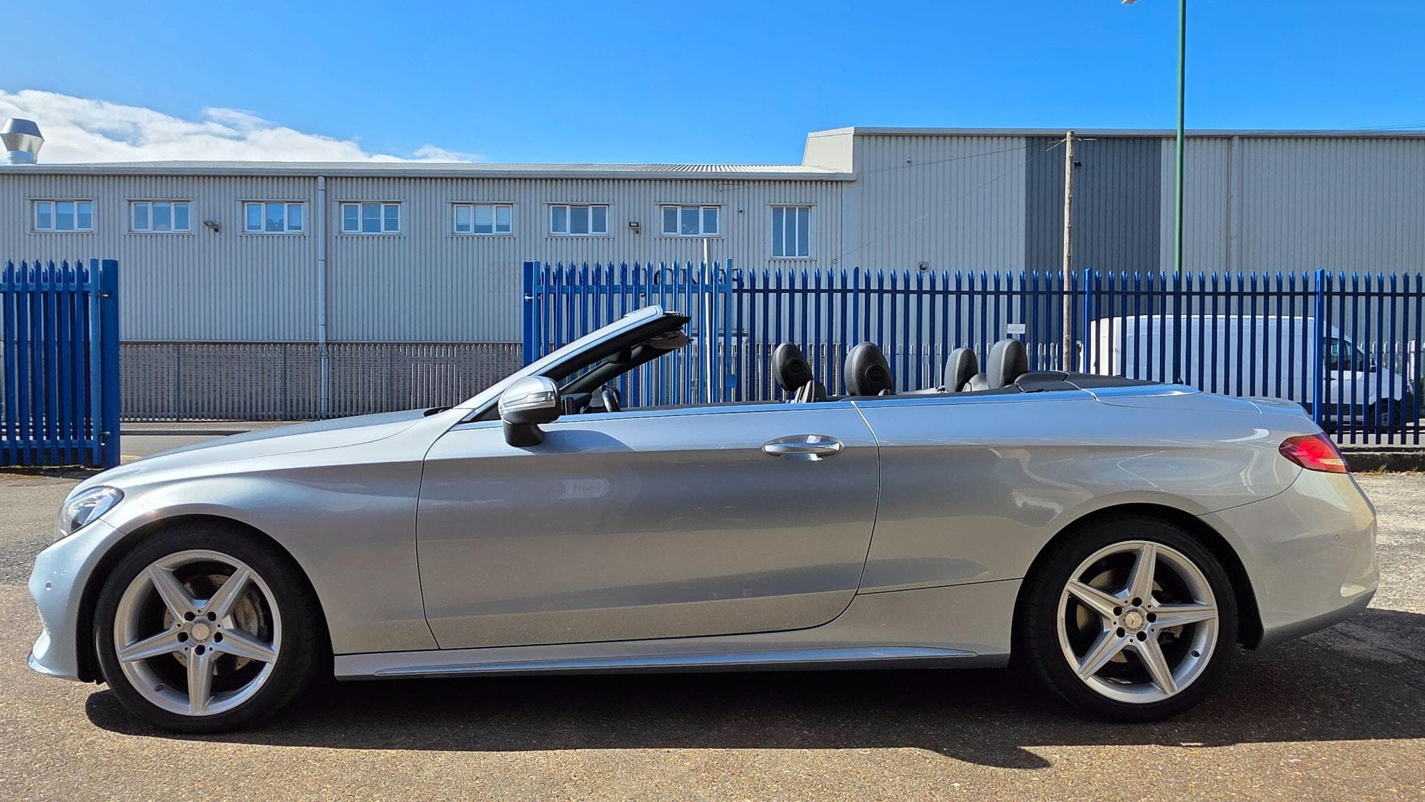 2016 Mercedes-Benz C Class - Thumbnail 8