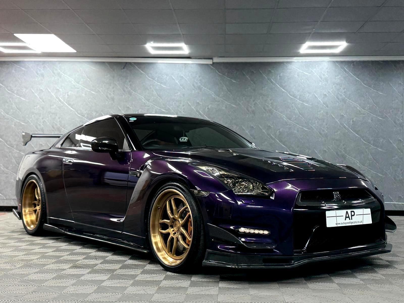 2011 Nissan GT-R - Image 3