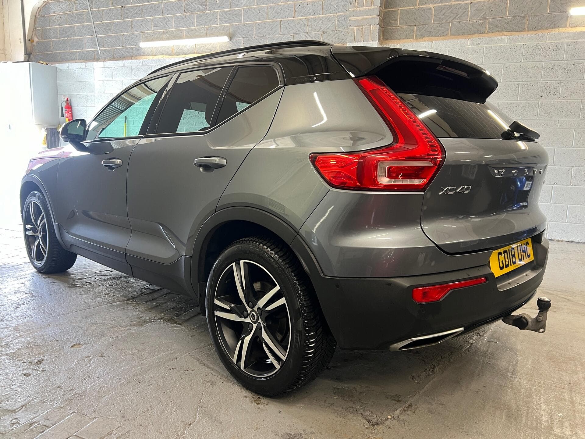 2018 Volvo XC40 - Thumbnail 13