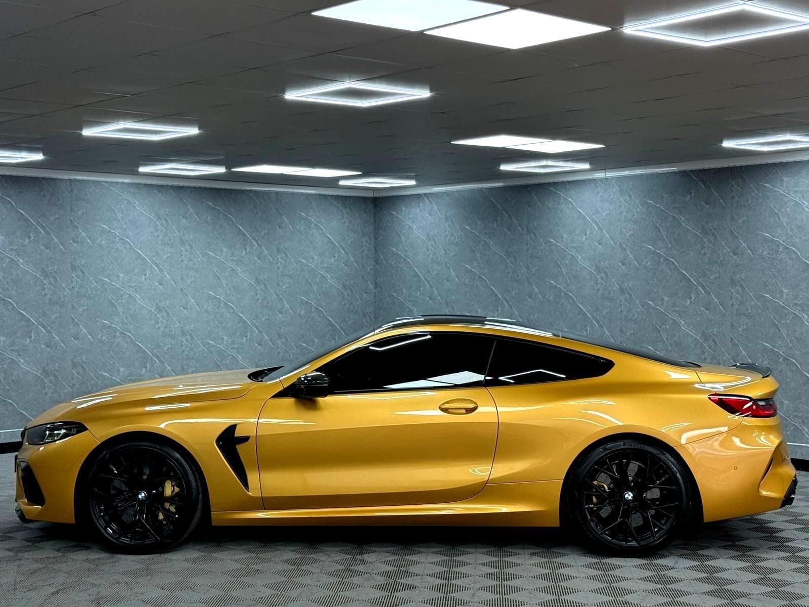 2022 BMW M8 - Thumbnail 31