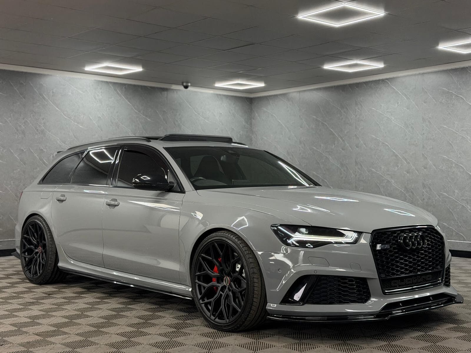 2016 Audi RS6 Avant - Thumbnail 51
