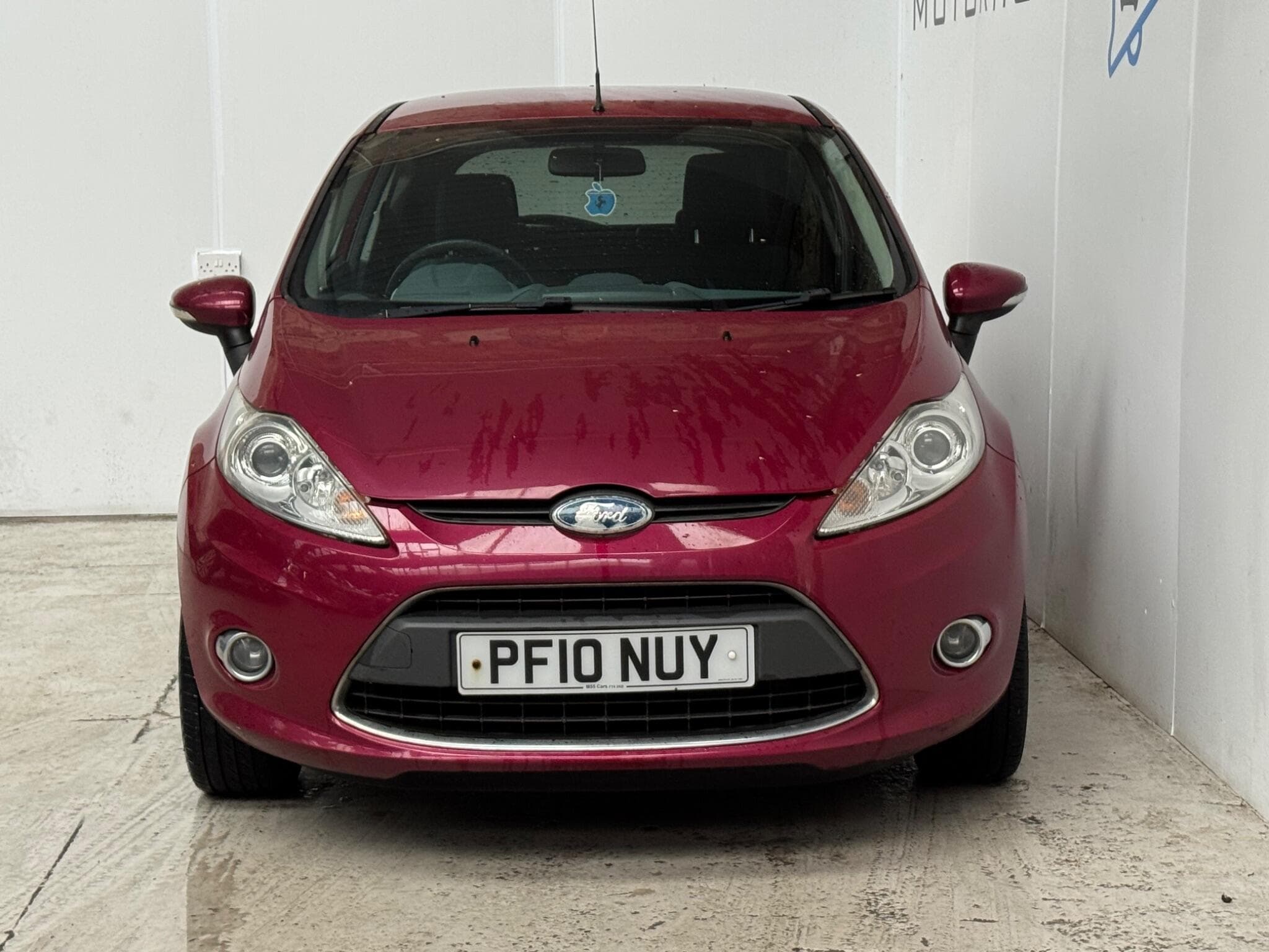 2010 Ford Fiesta - 2