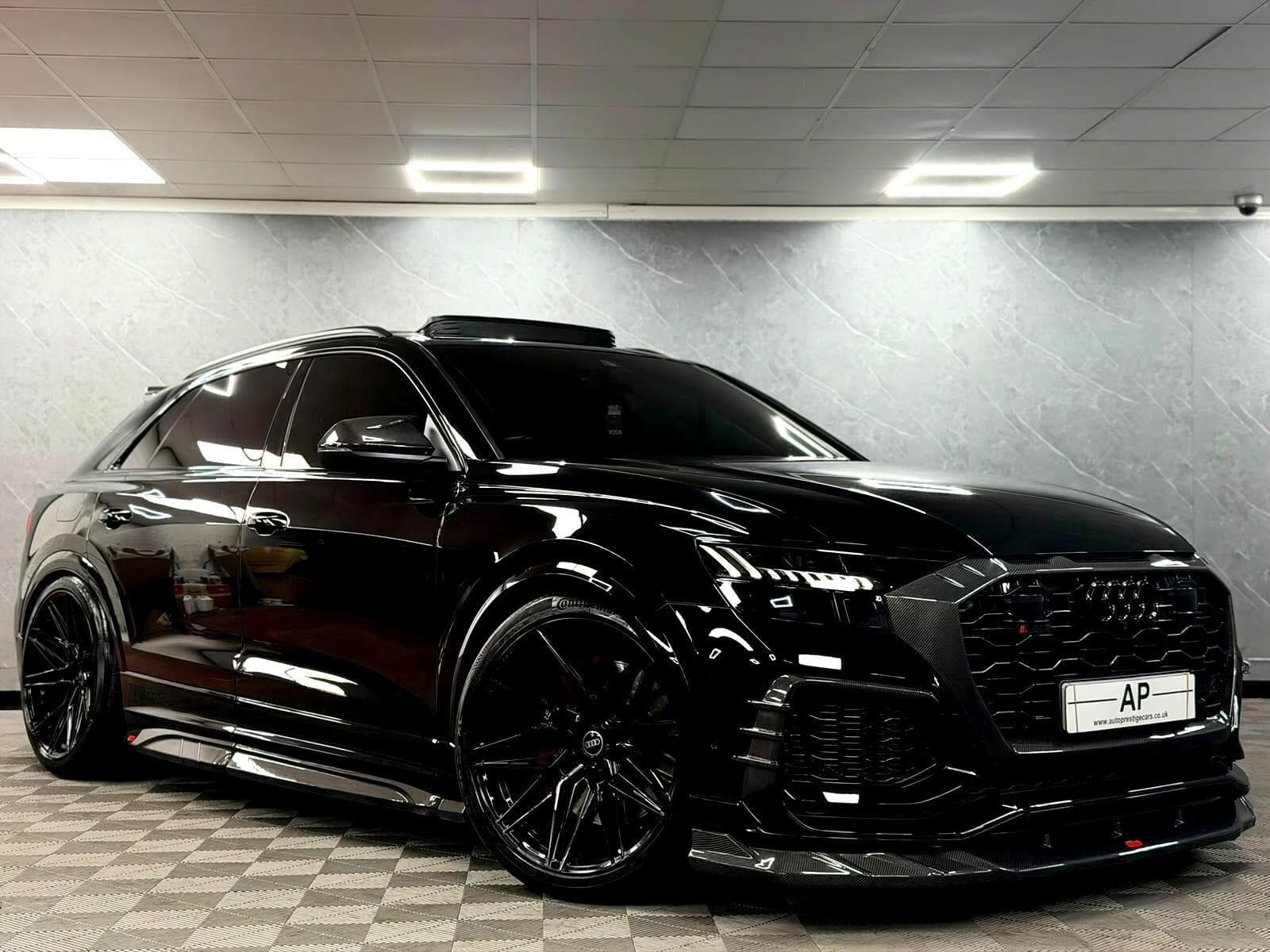 2023 Audi RSQ8 - Thumbnail 4