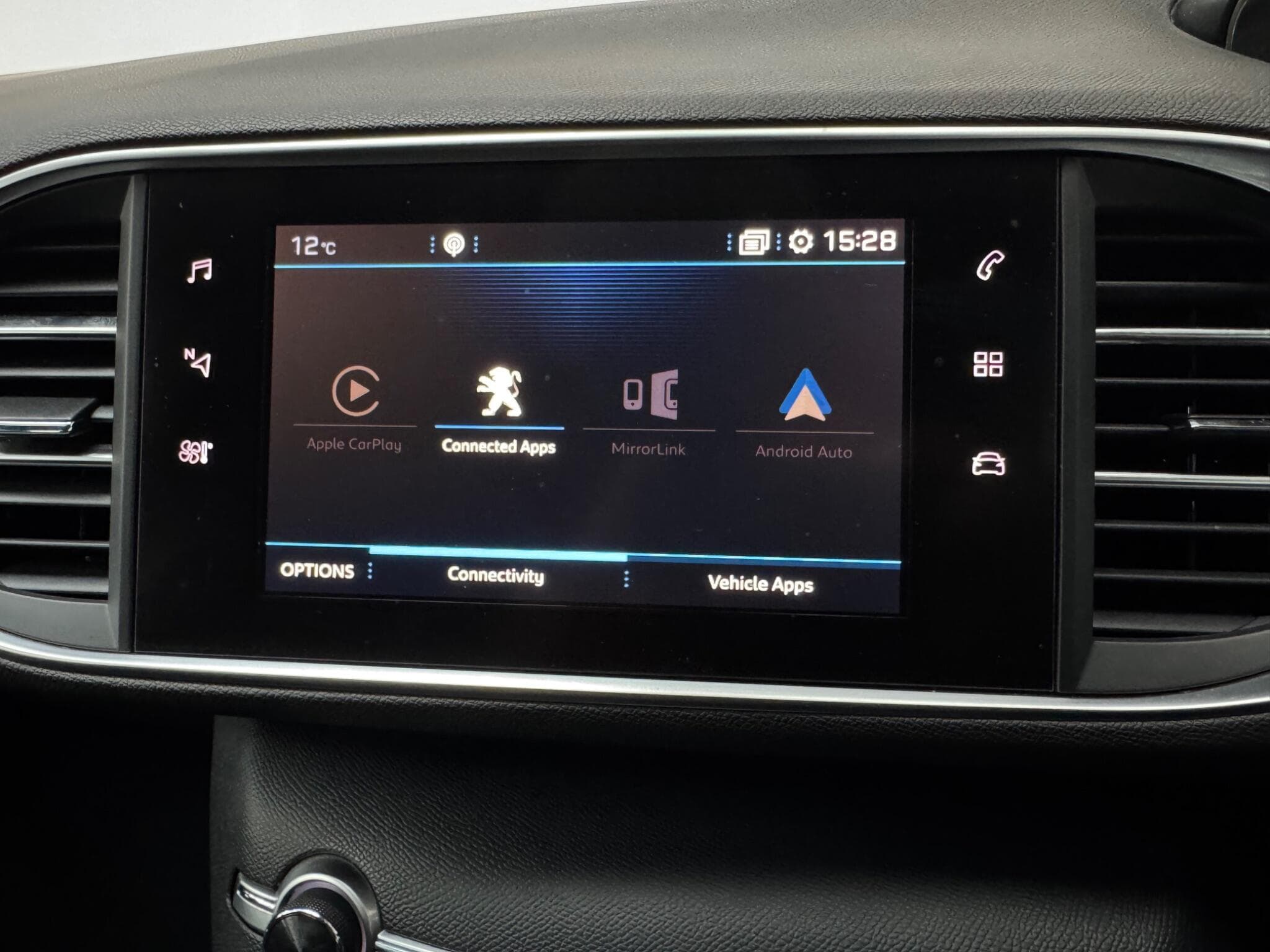 2018 Peugeot 308 - Thumbnail 15