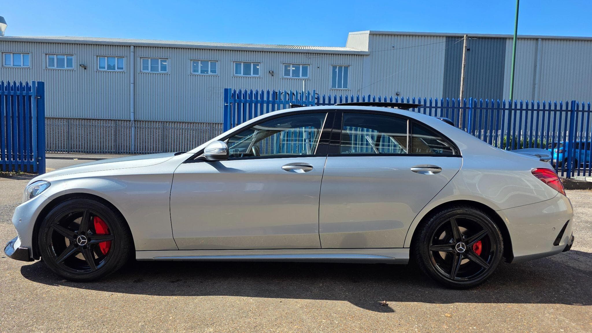 2017 Mercedes-Benz C Class - Thumbnail 4