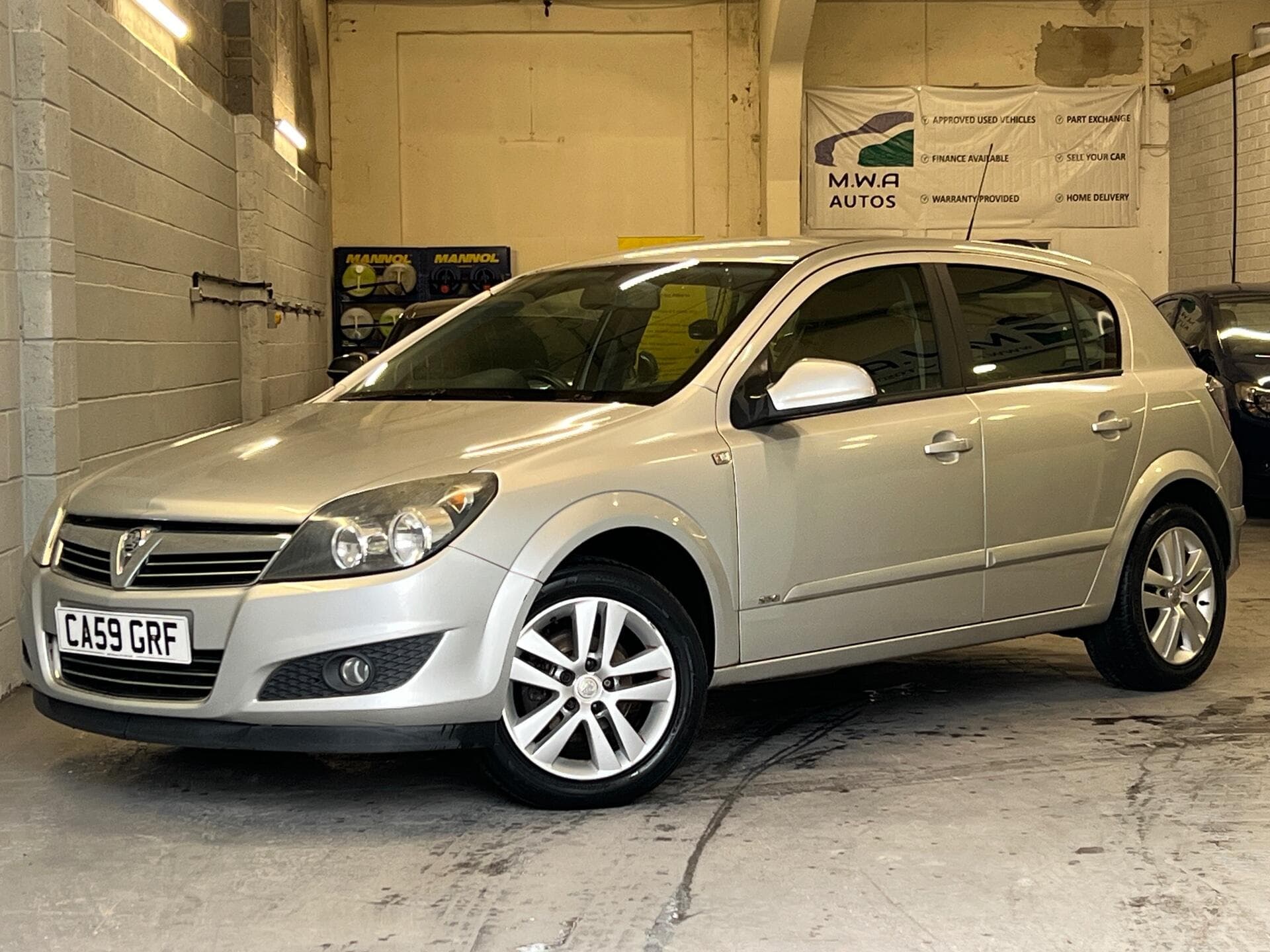 2009 Vauxhall Astra - Thumbnail 12