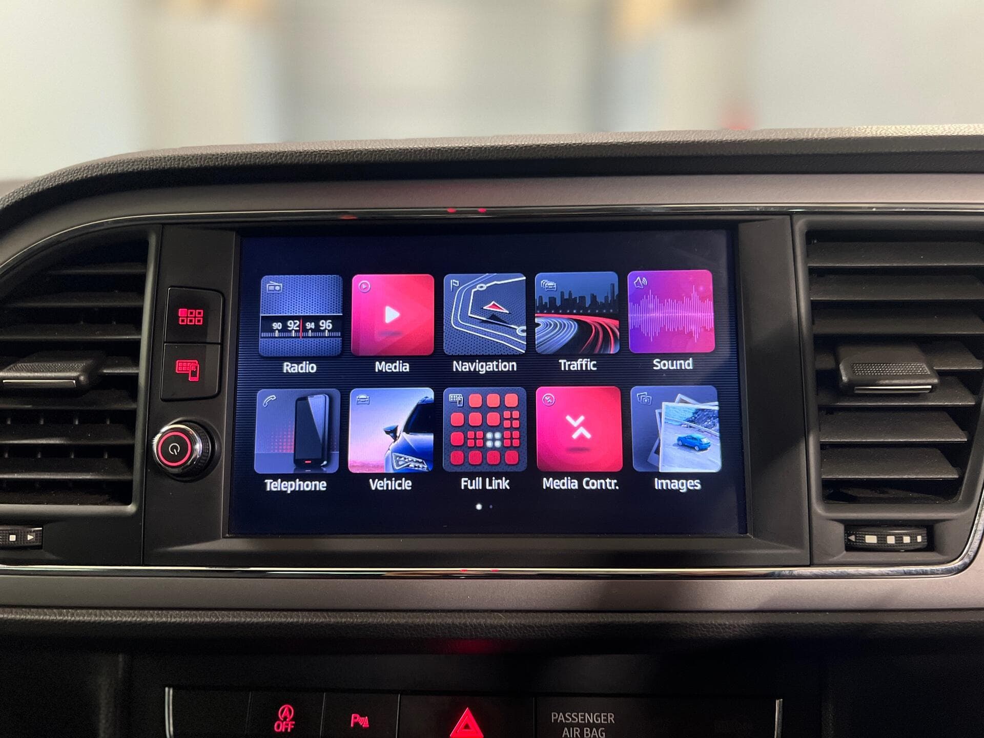 2018 SEAT Leon - Thumbnail 40