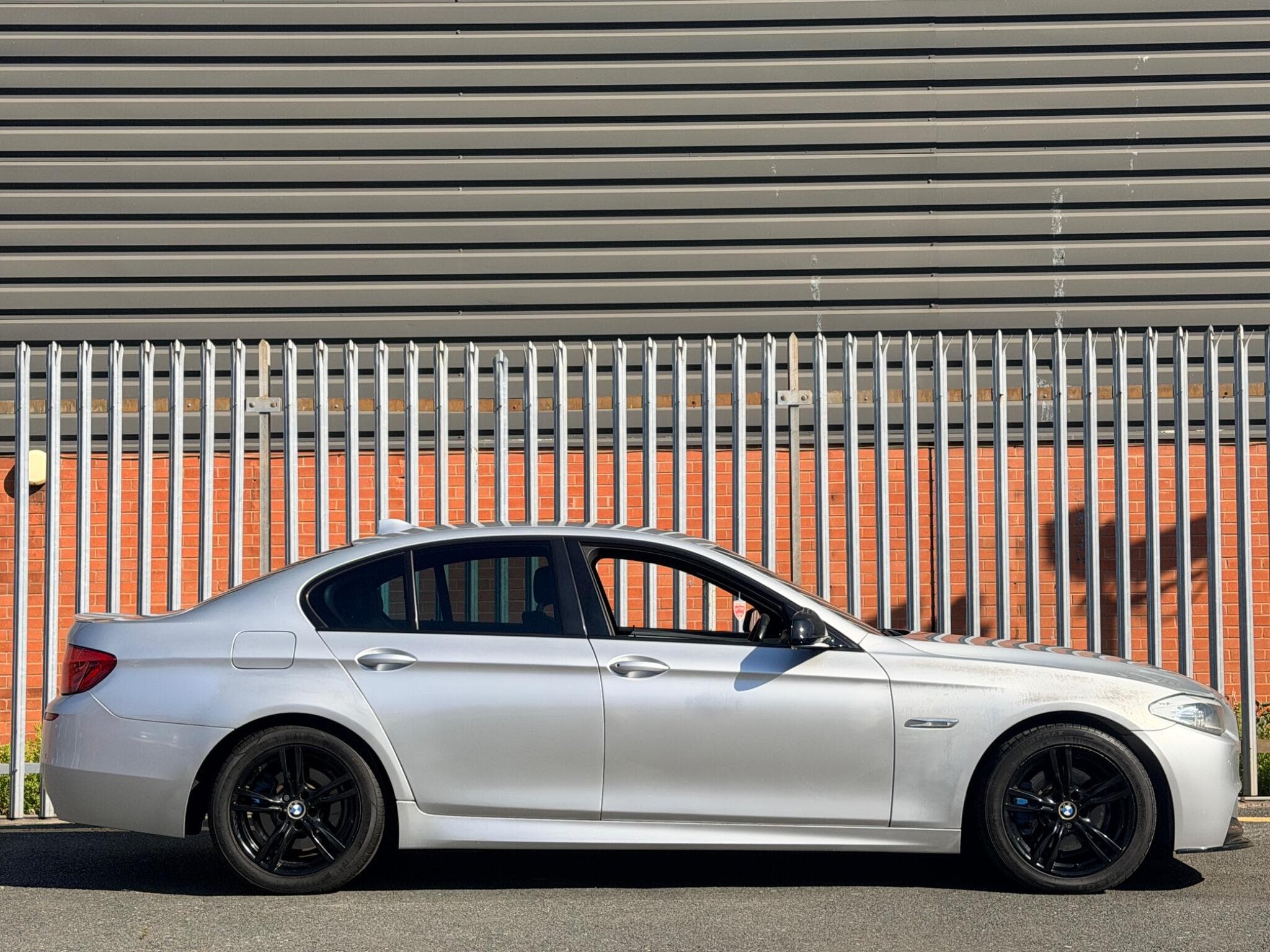 2012 BMW 5 Series - Image 2
