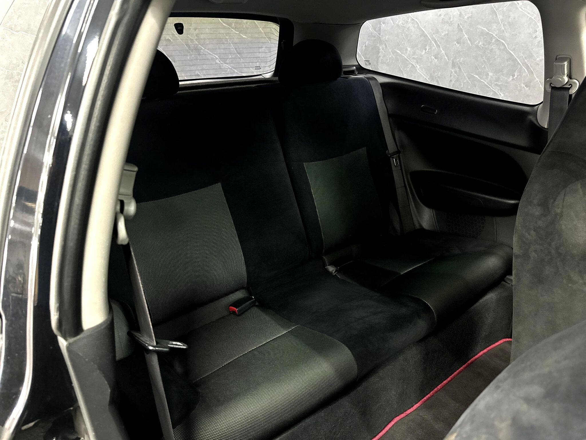 2005 Honda Civic - Thumbnail 26