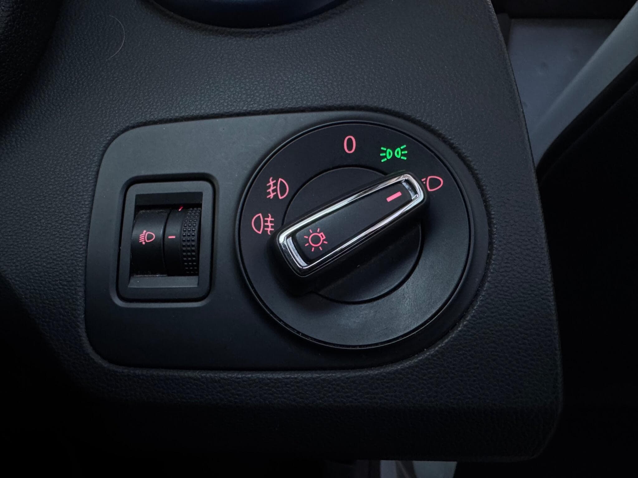 2016 SEAT Ibiza - Thumbnail 20