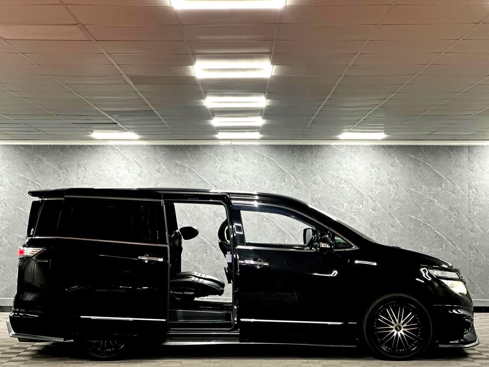 2015 Nissan Elgrand - Thumbnail 21