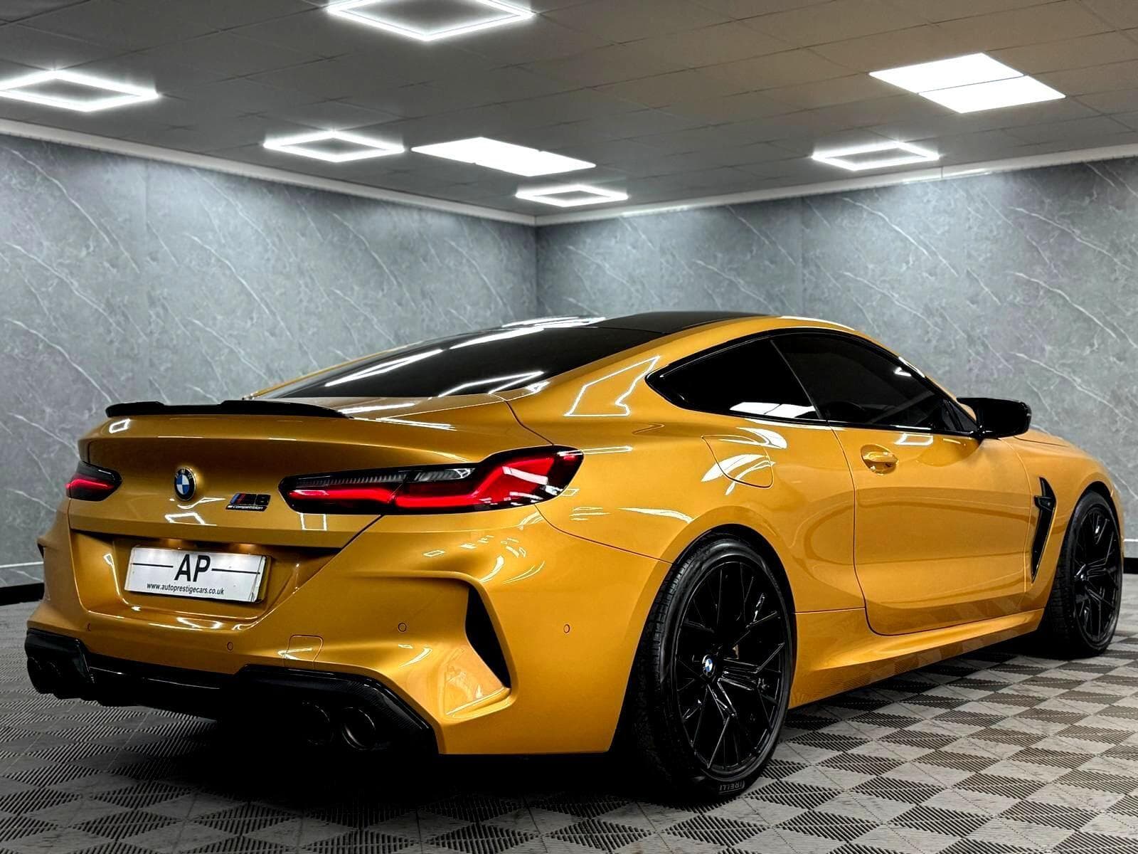 2022 BMW M8 - Thumbnail 54