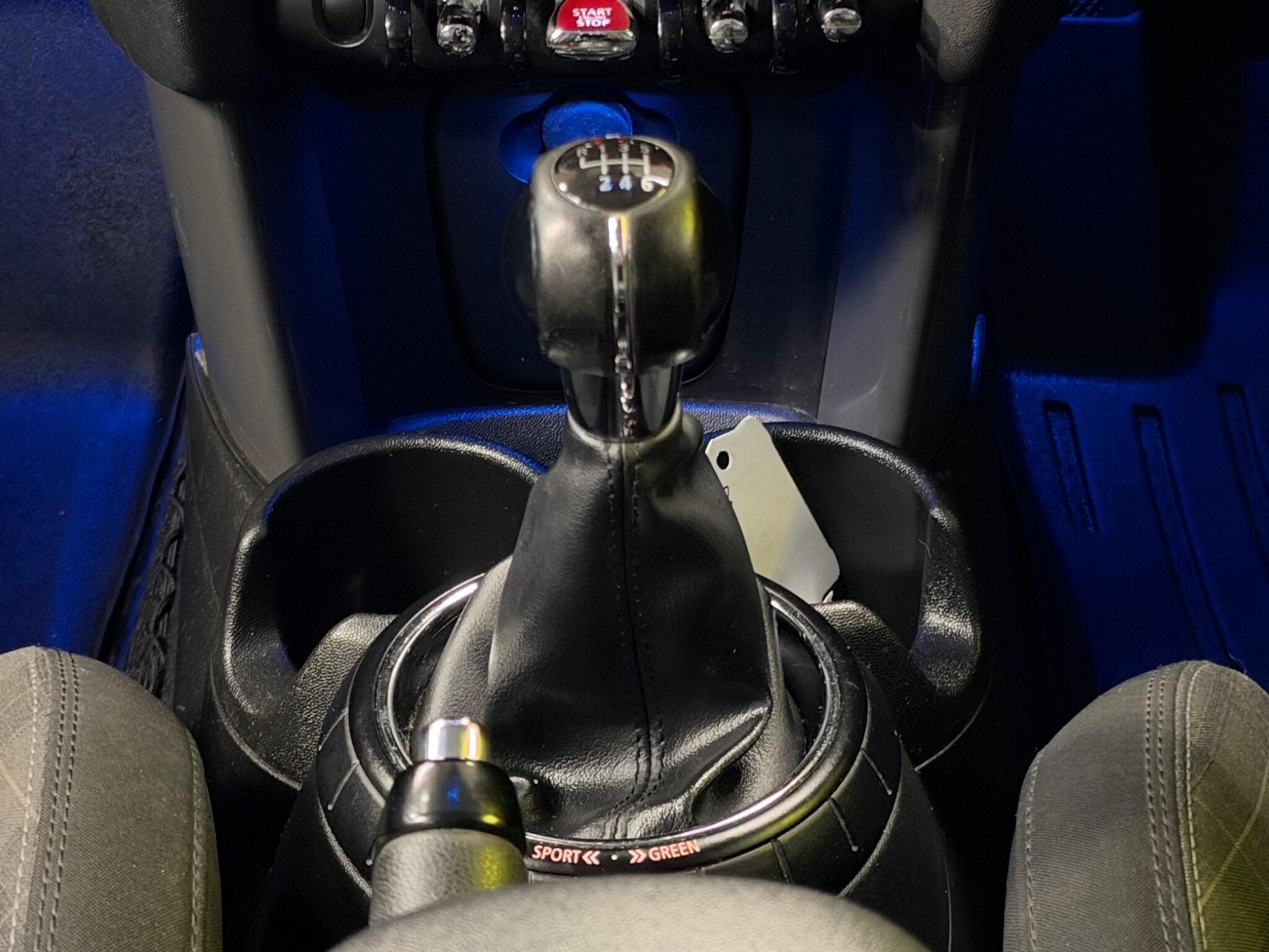 2016 MINI Hatch - Thumbnail 15